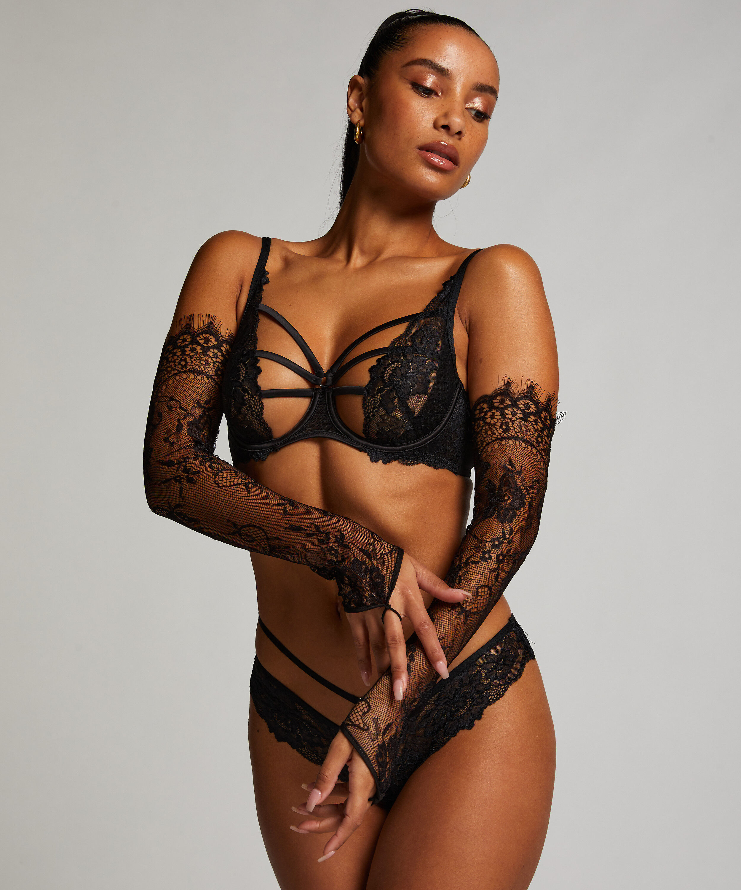 Gants en dentelle, Noir