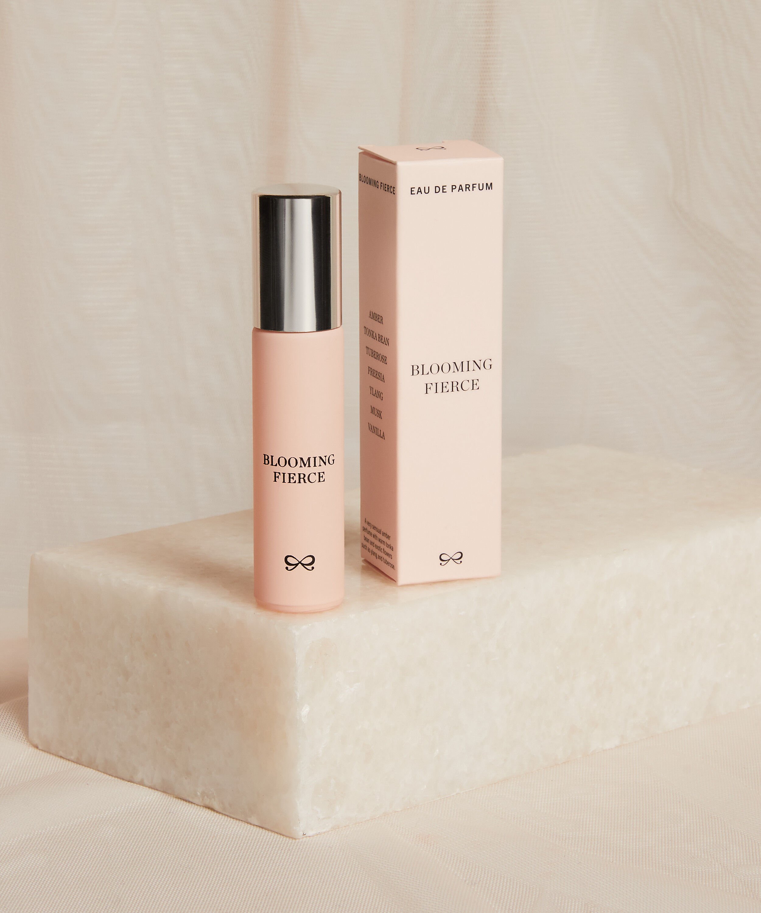 Parfum petit format Blooming Fierce 1 ml, Blanc Parfum petit format Blooming Fierce 1 ml, Blanc