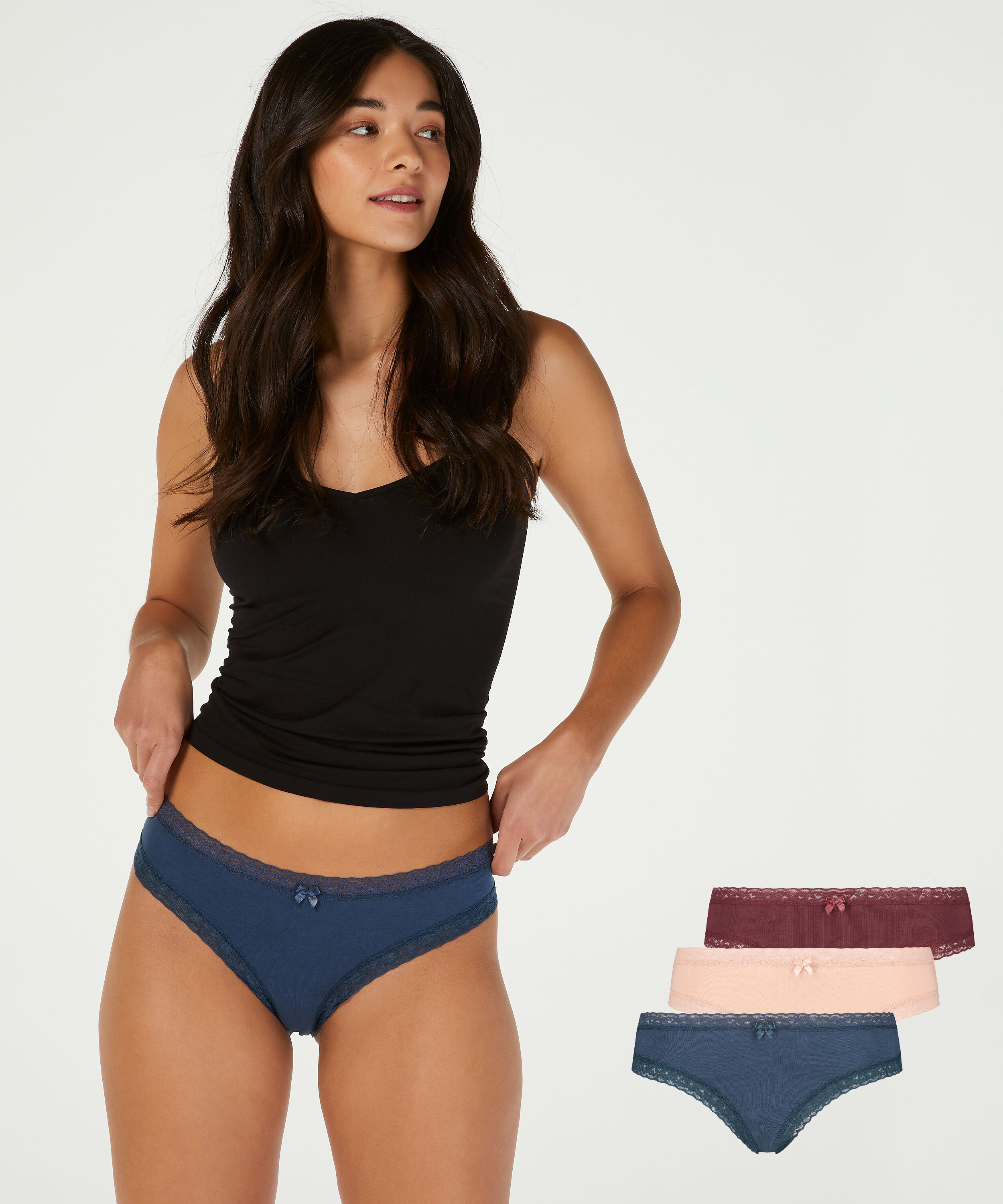 3 paires de br&eacute;siliennes Wild Girls Club, Rouge