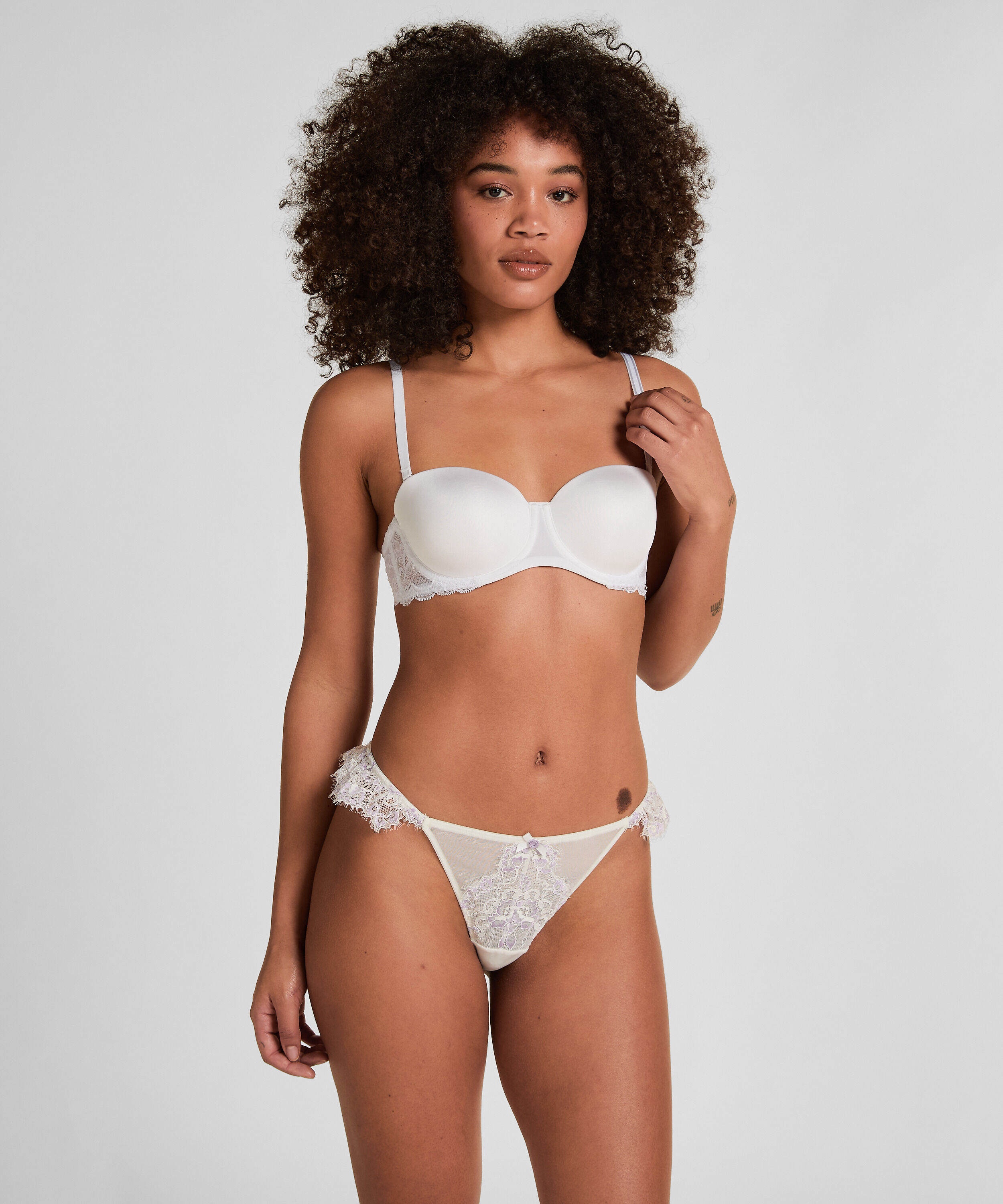 String Solene, Blanc