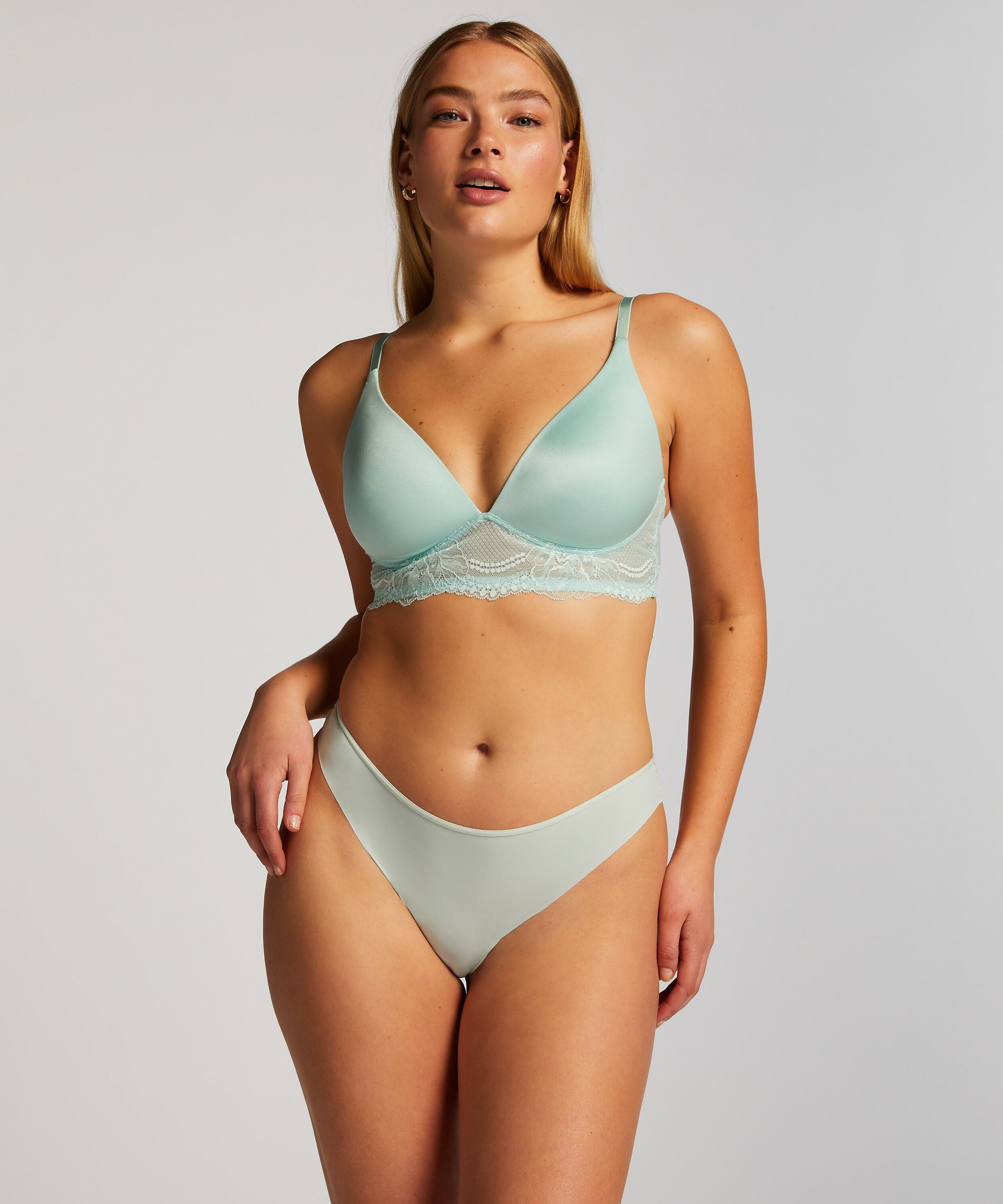 String Invisible Lace back, Vert String Invisible Lace back, Vert