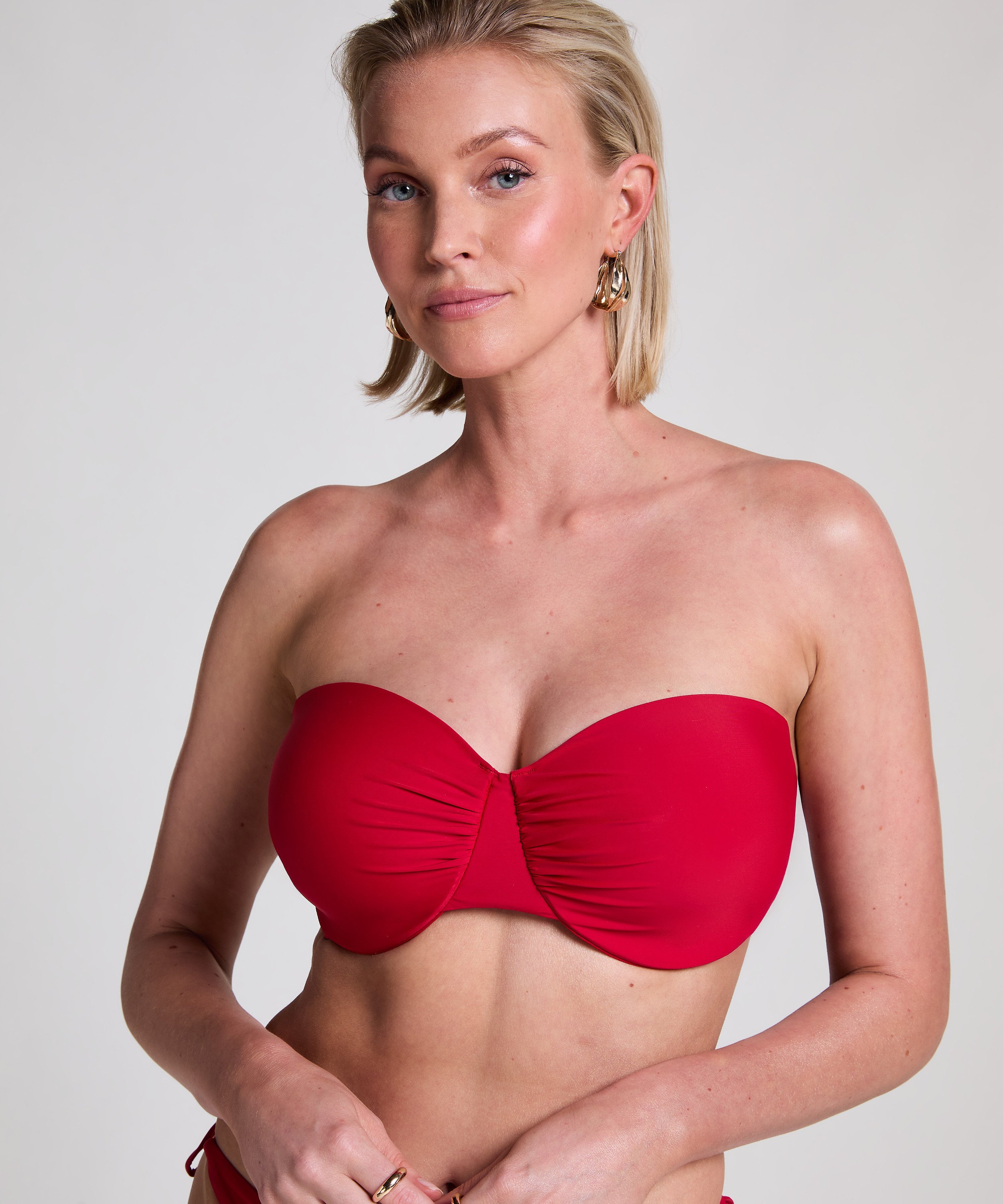 Haut de bikini Luna, Rouge, main