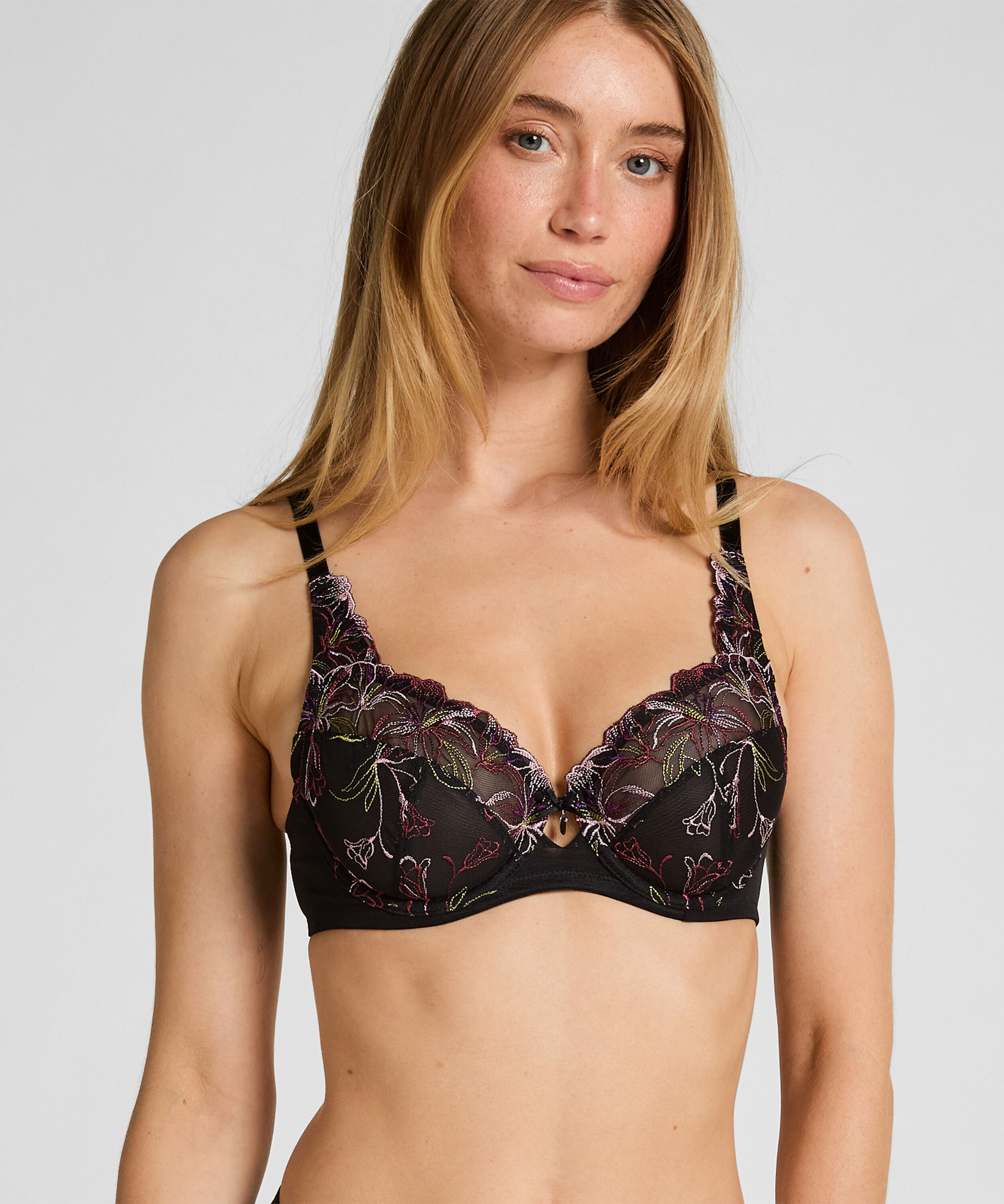 Soutien-gorge &agrave; armatures non-pr&eacute;form&eacute; Lily, Noir