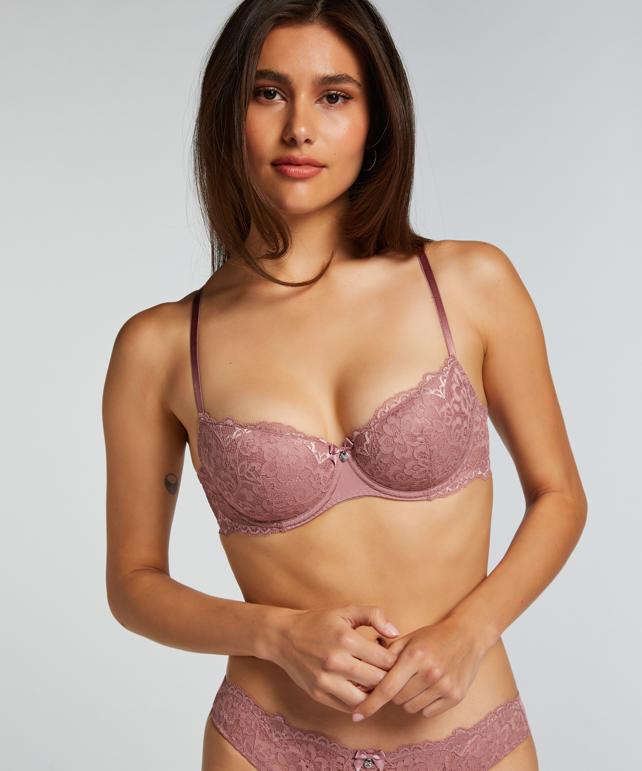 Soutien-gorge à armatures préformé Marine, Rose, main