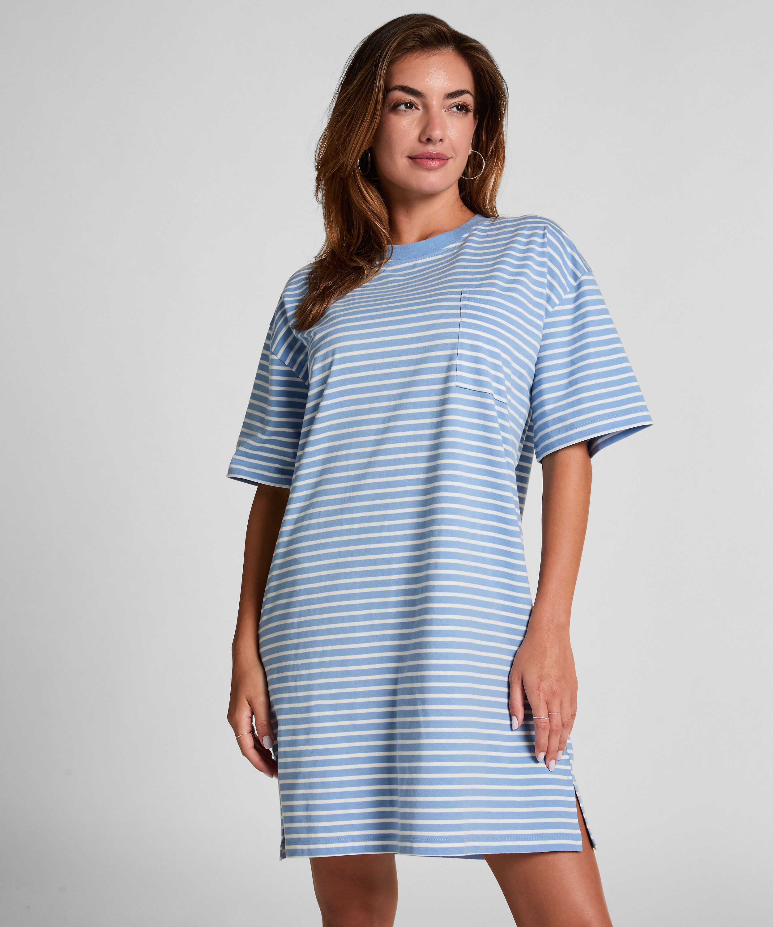 Chemise de nuit, Bleu