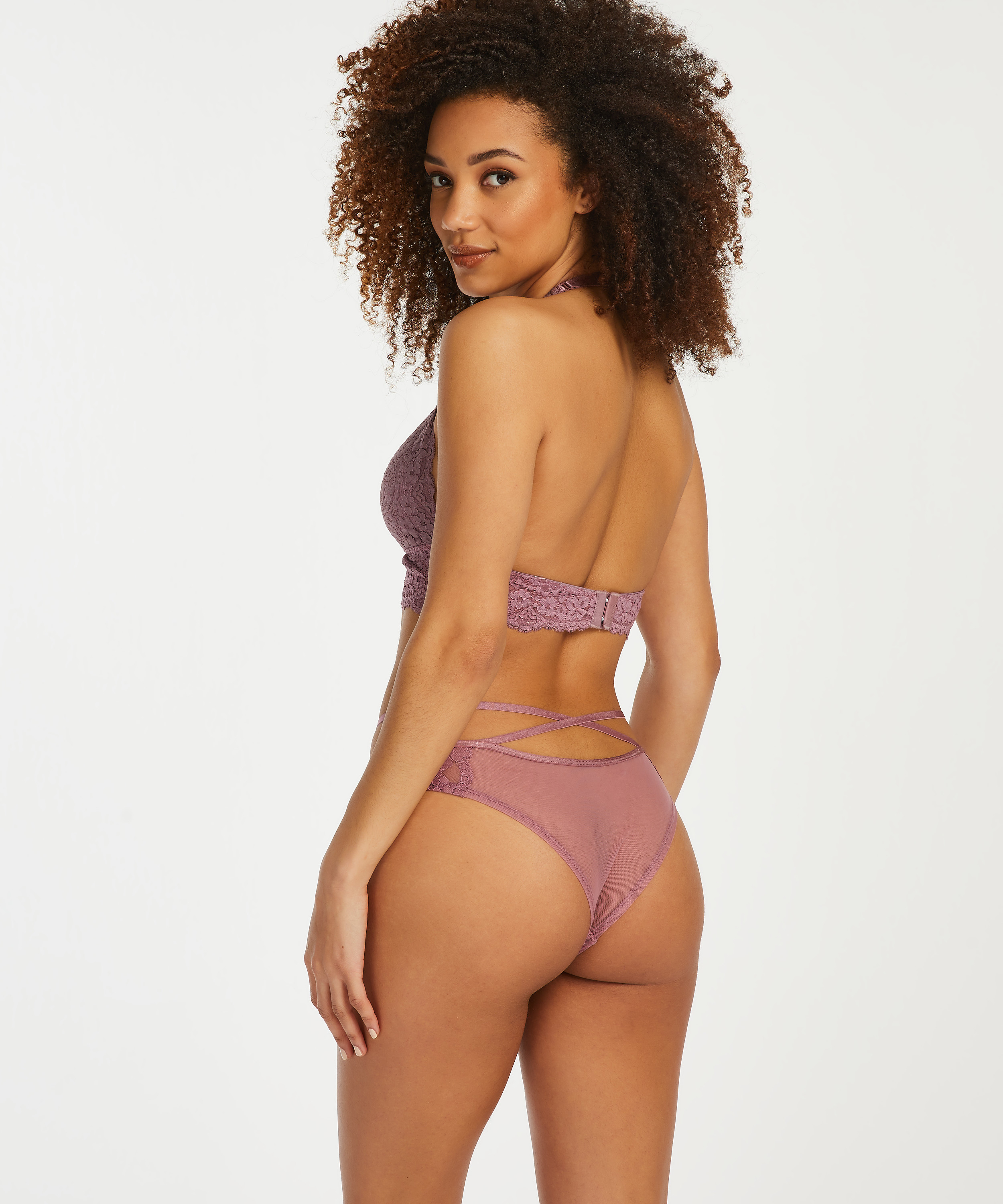 Brésilien Isabelle, Violet, main