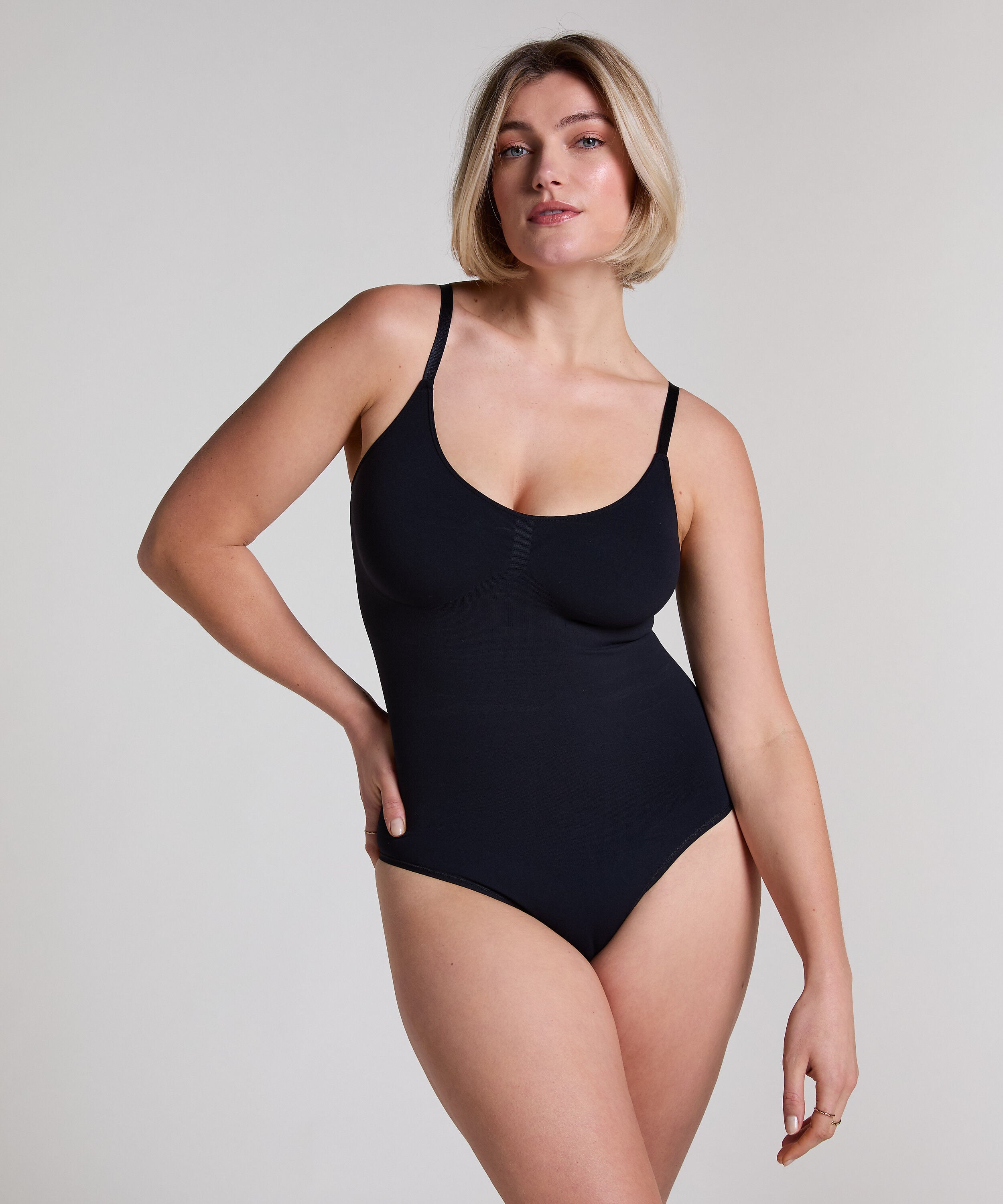 Body à jambe haute sans couture mise en forme, Noir Body à jambe haute sans couture mise en forme, Noir
