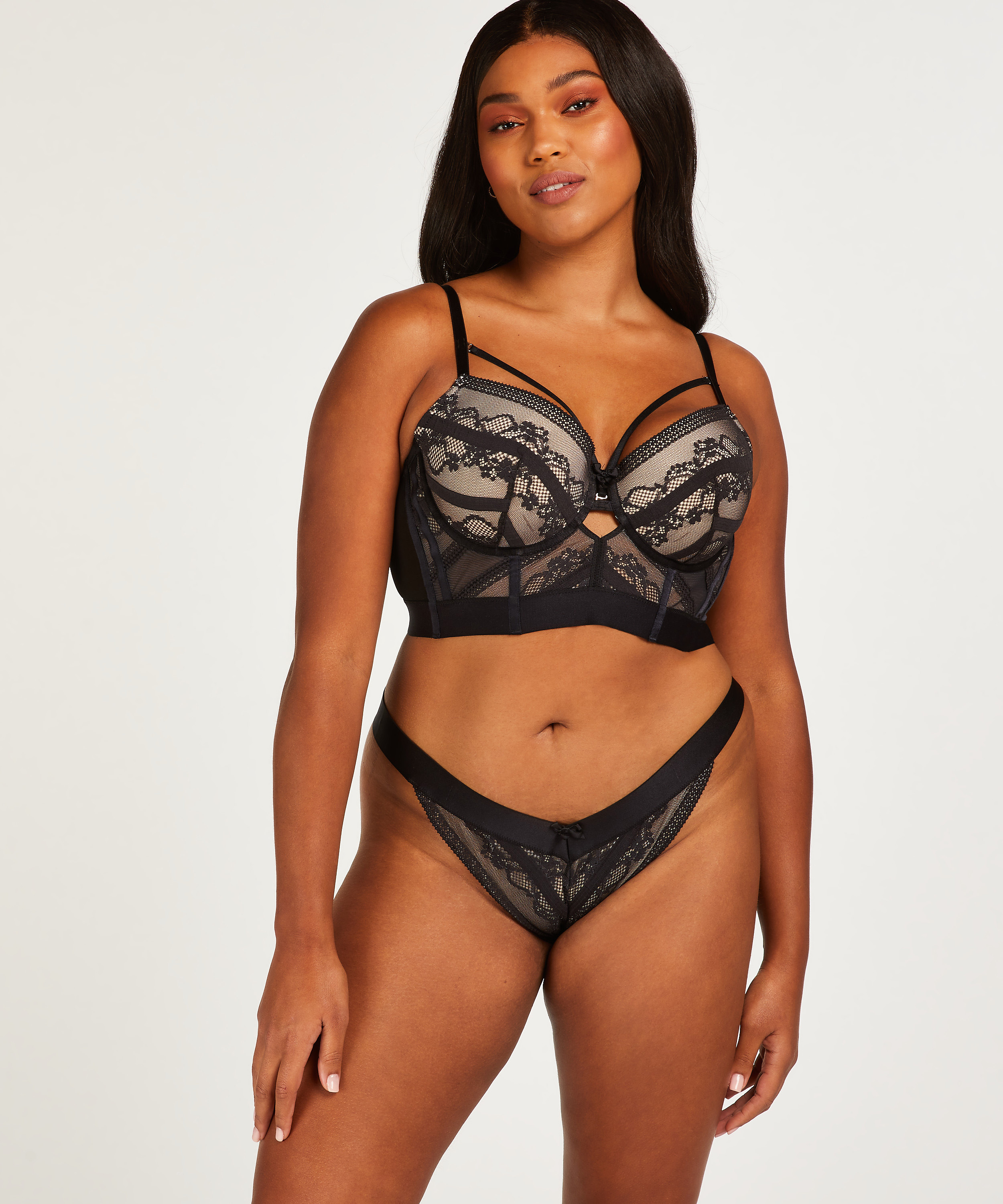 Soutien-gorge à armatures préformé longline Cleo, Noir, main