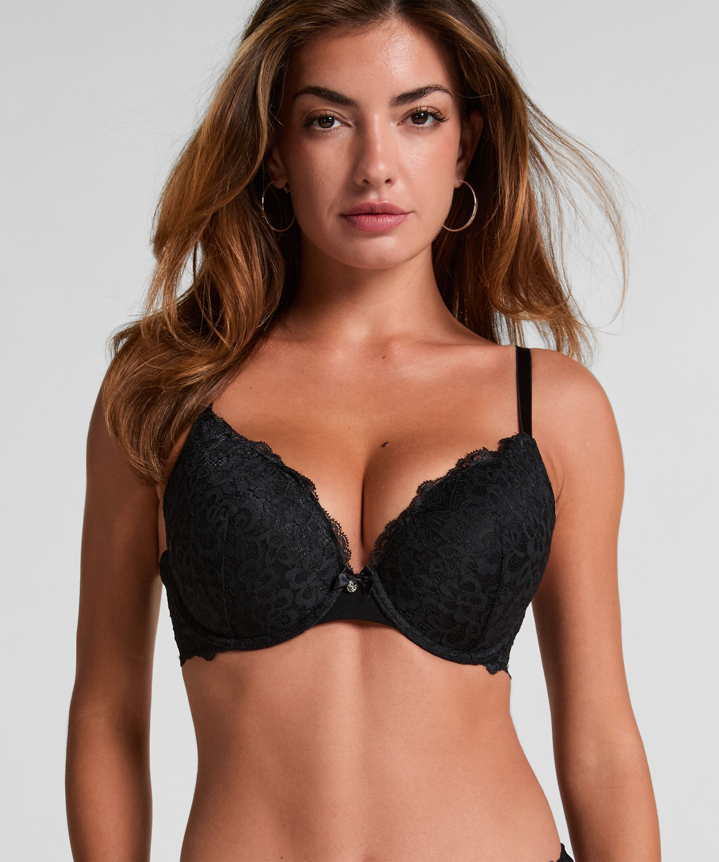 Soutien-gorge &agrave; armatures pr&eacute;form&eacute; push-up Marine, Noir