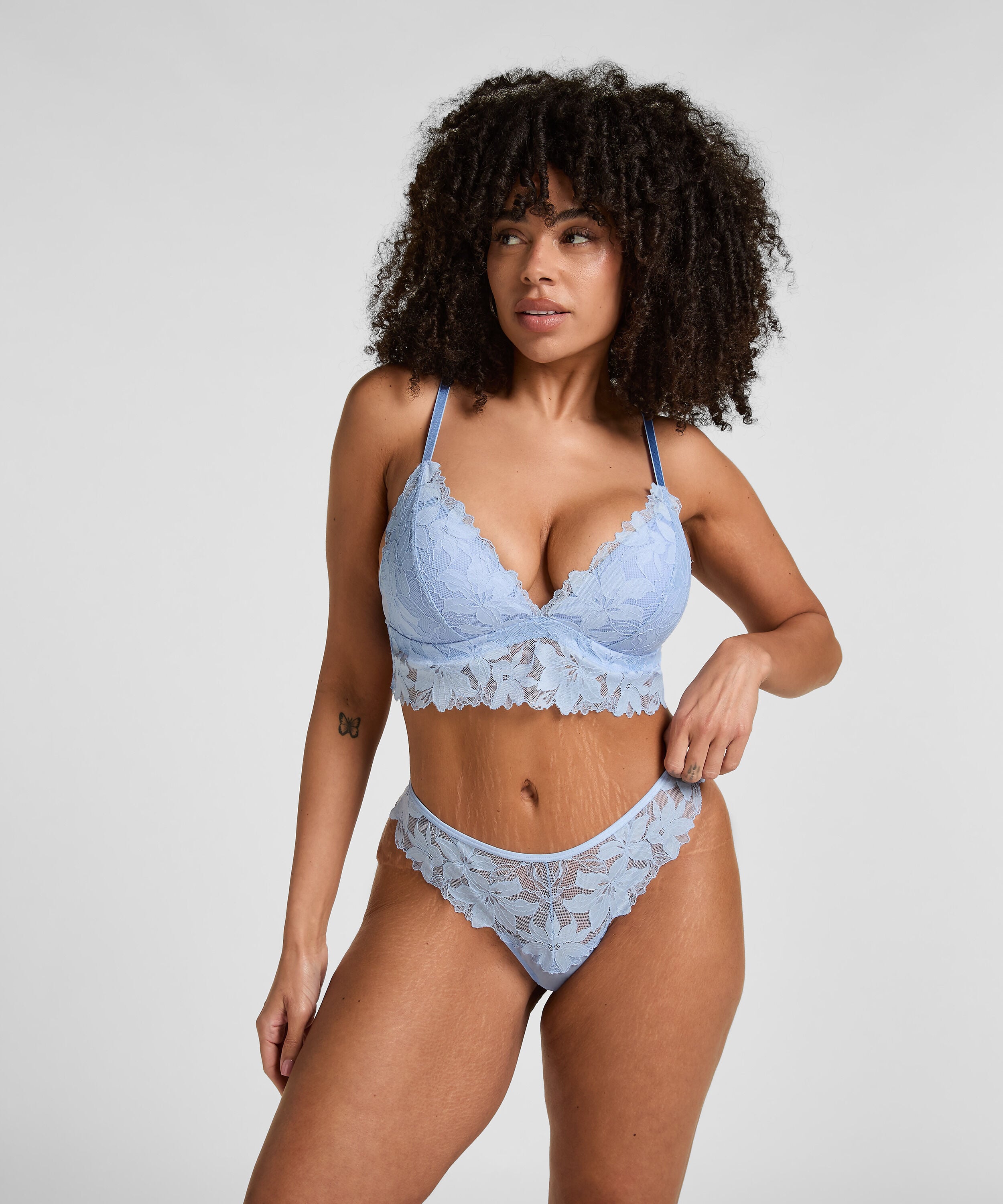 Cheekini Ingrid, Bleu Cheekini Ingrid, Bleu