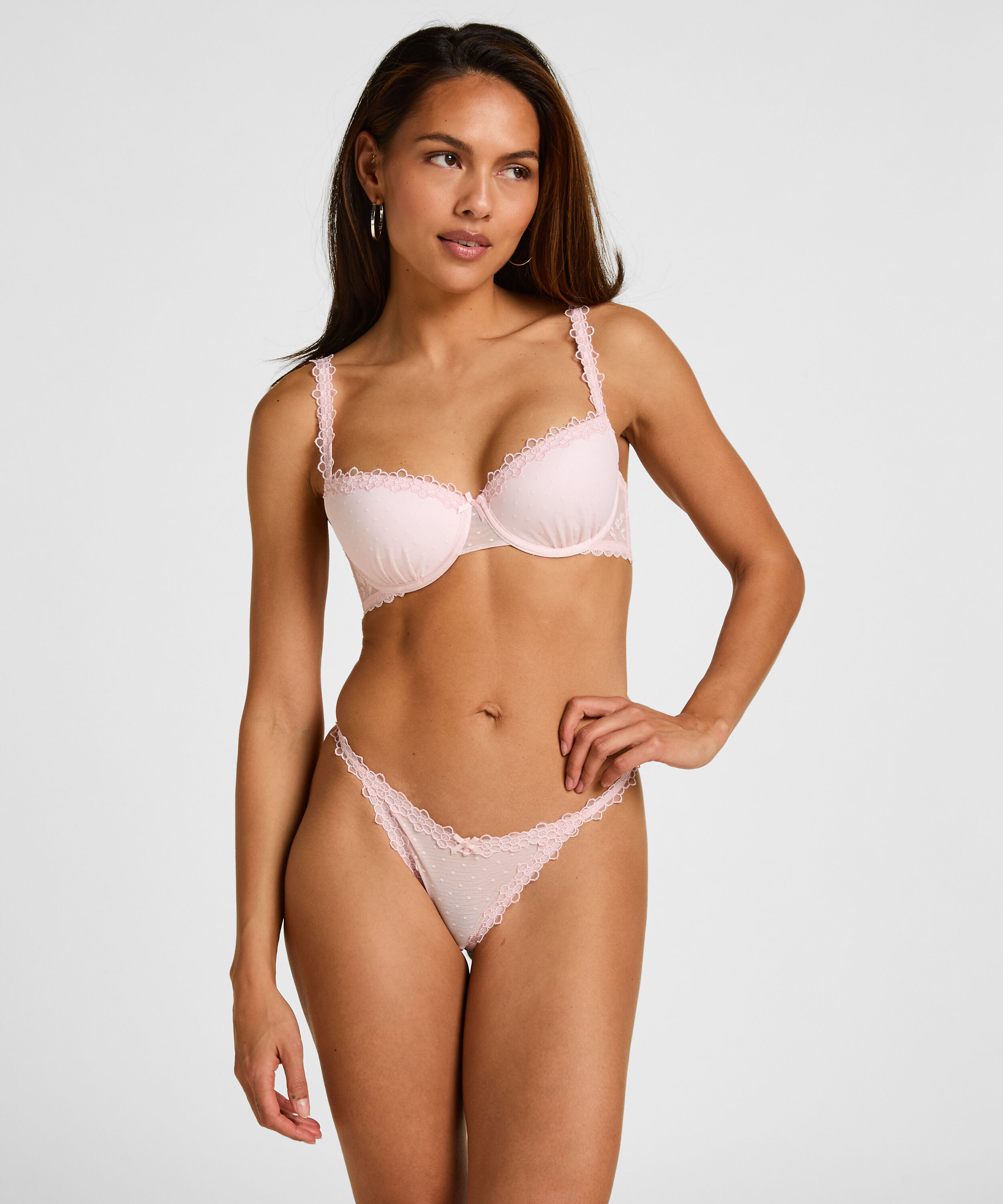 String Eleanora, Rose String Eleanora, Rose