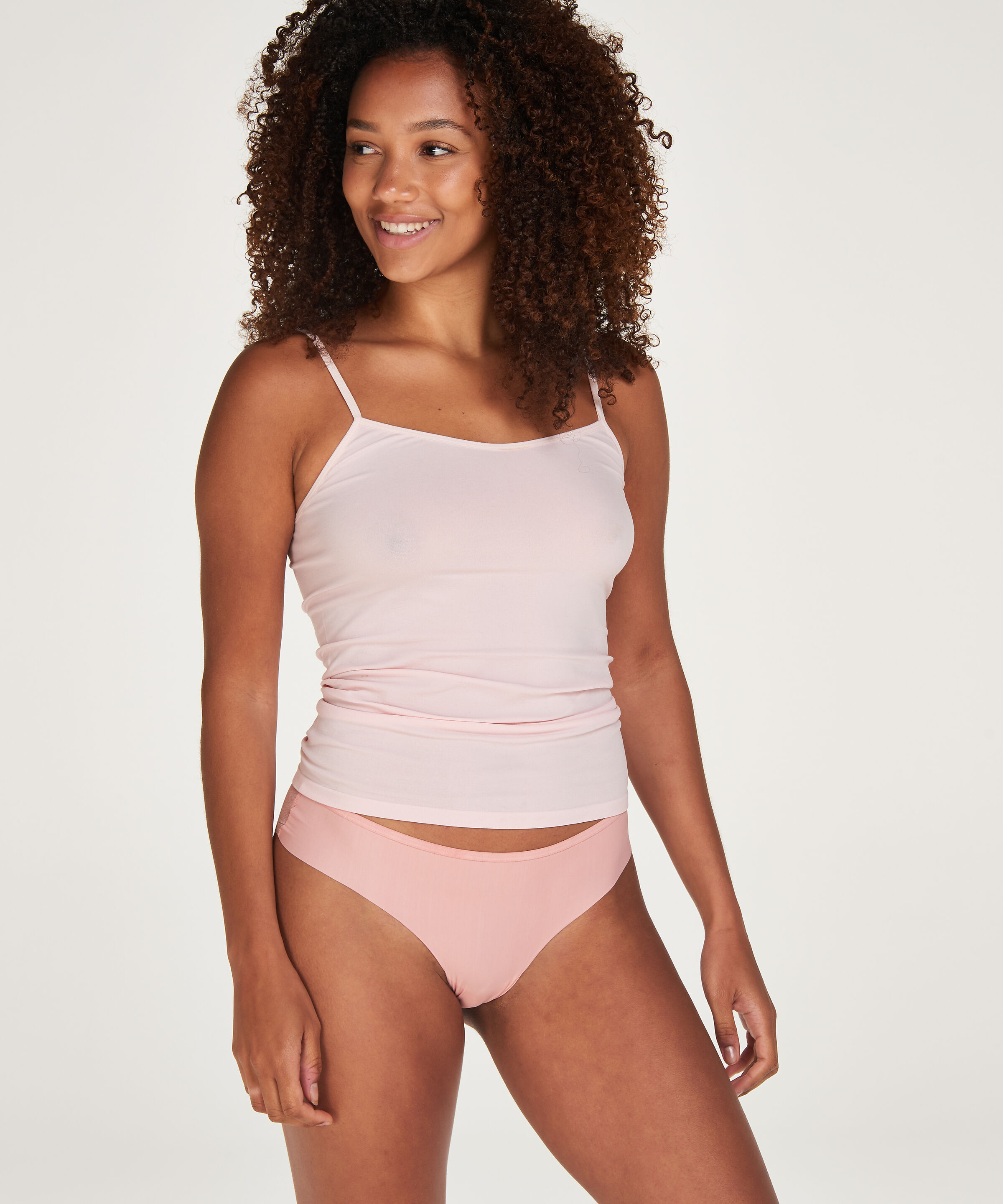 Lot de 3 slips brésiliens invisibles, Beige Lot de 3 slips brésiliens invisibles, Beige