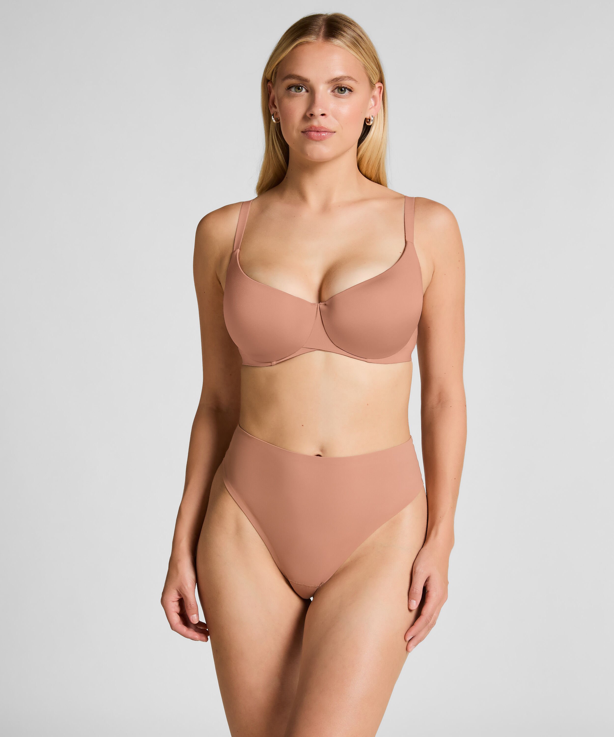 Soutien-gorge à armatures préformé Smooth