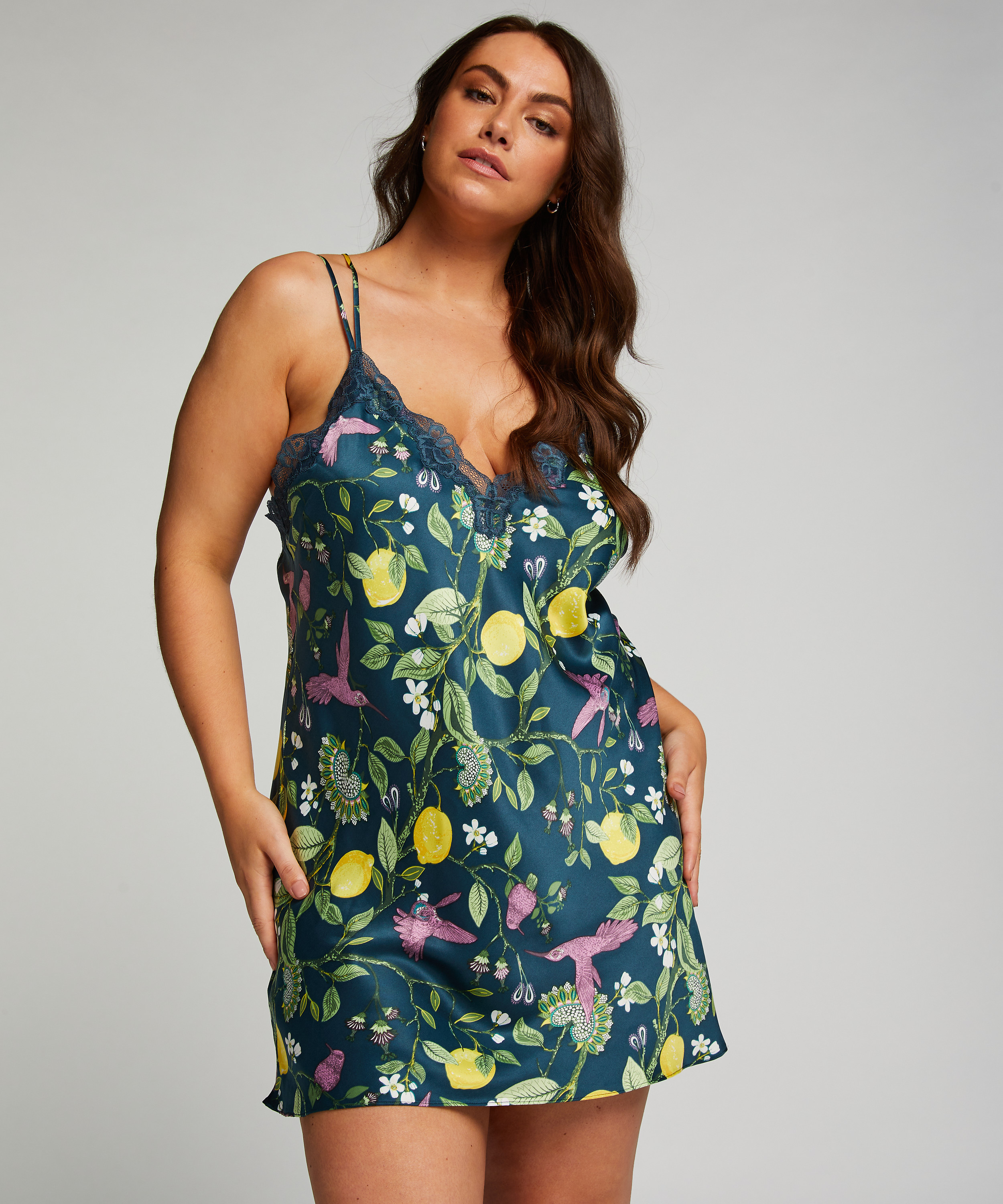 Nuisette en satin, Bleu, main