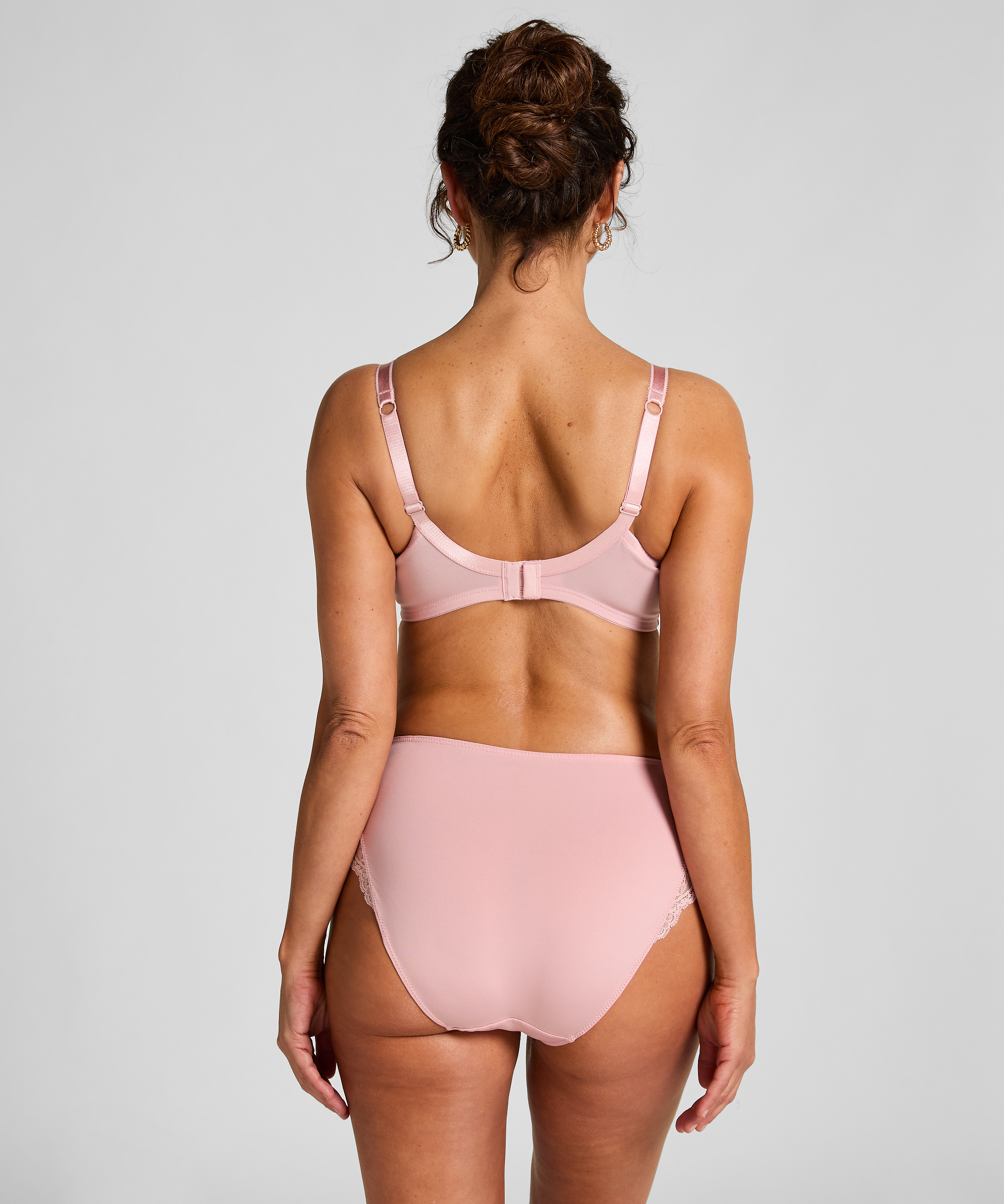Soutien-gorge à armatures non-préformé Sophie, Rose, main