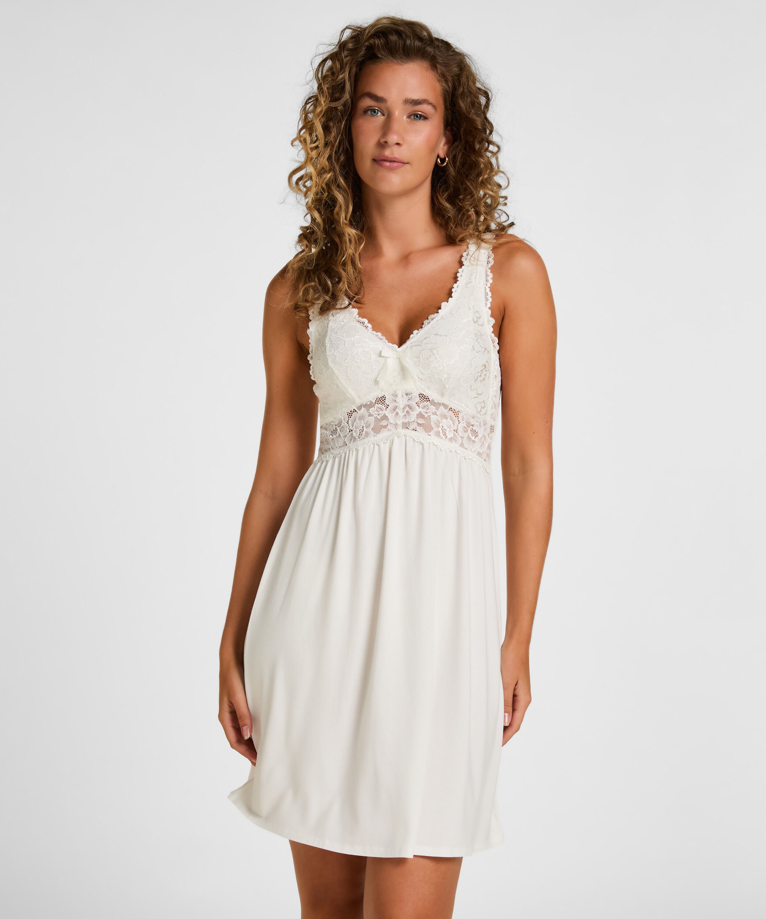 Nuisette Nora dentelle, Blanc