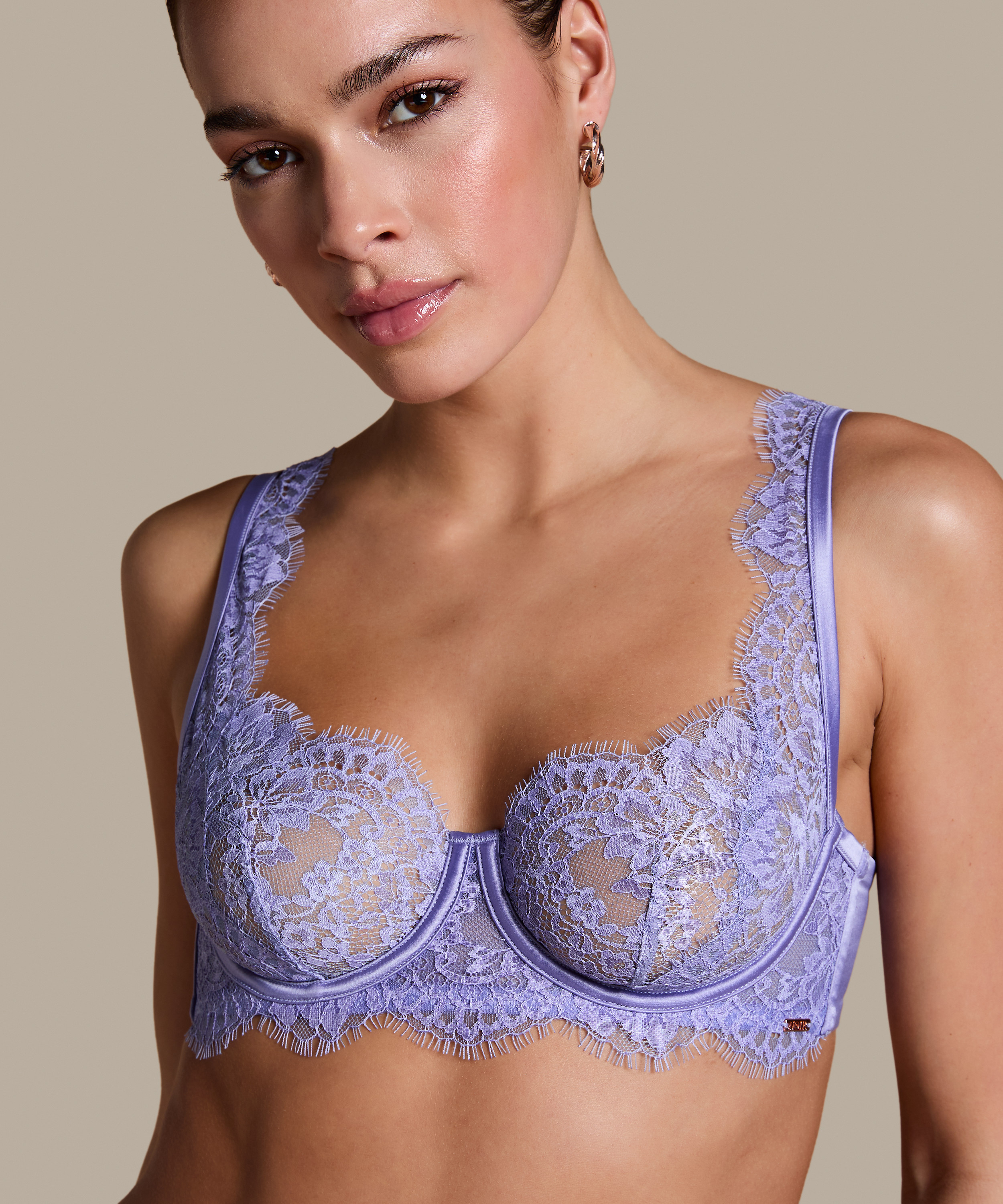 Soutien-gorge non-rembourré à armatures Charlie, Violet, main