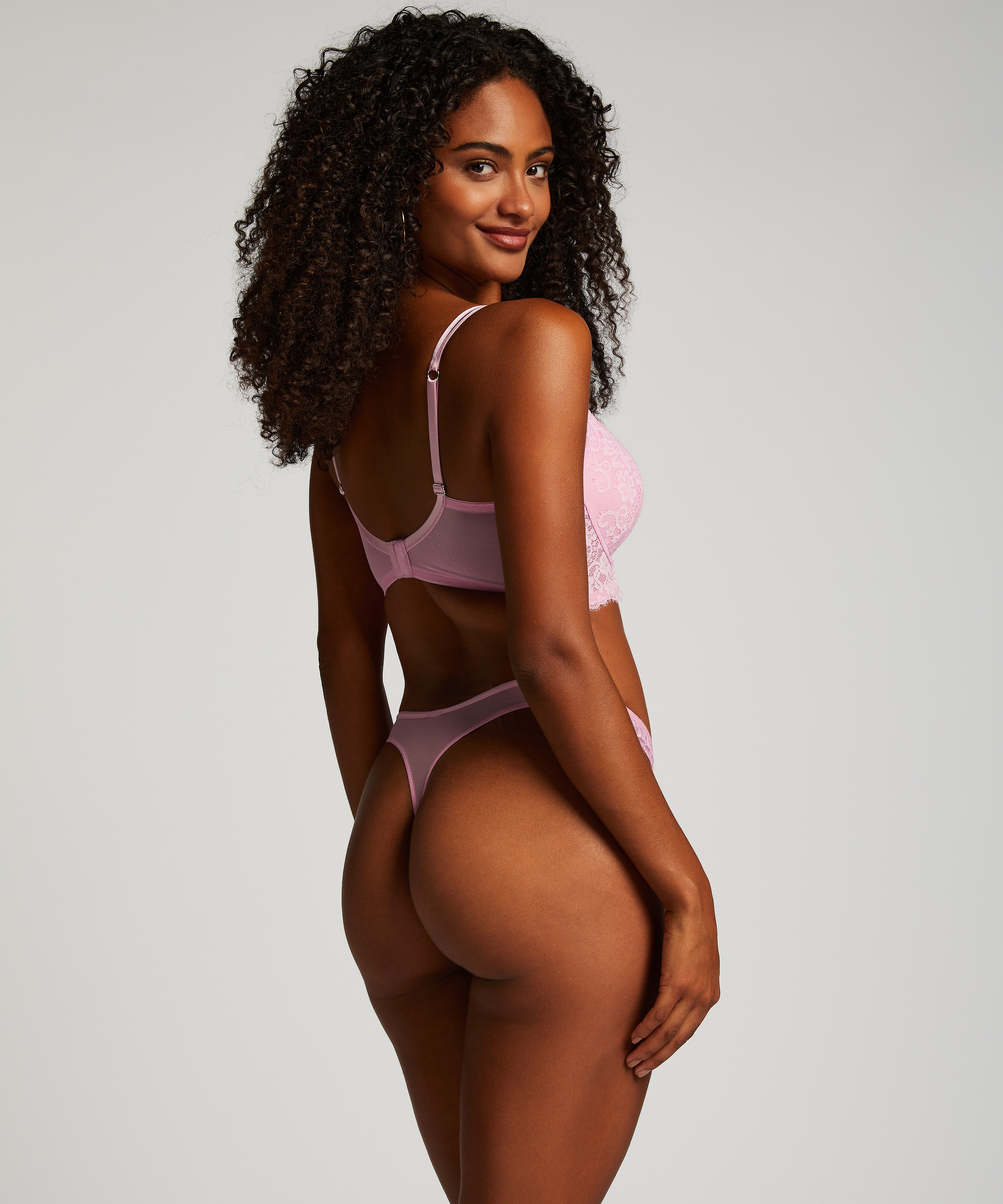 Soutien-gorge push-up à armatures préformé longline Lidia, Rose, main