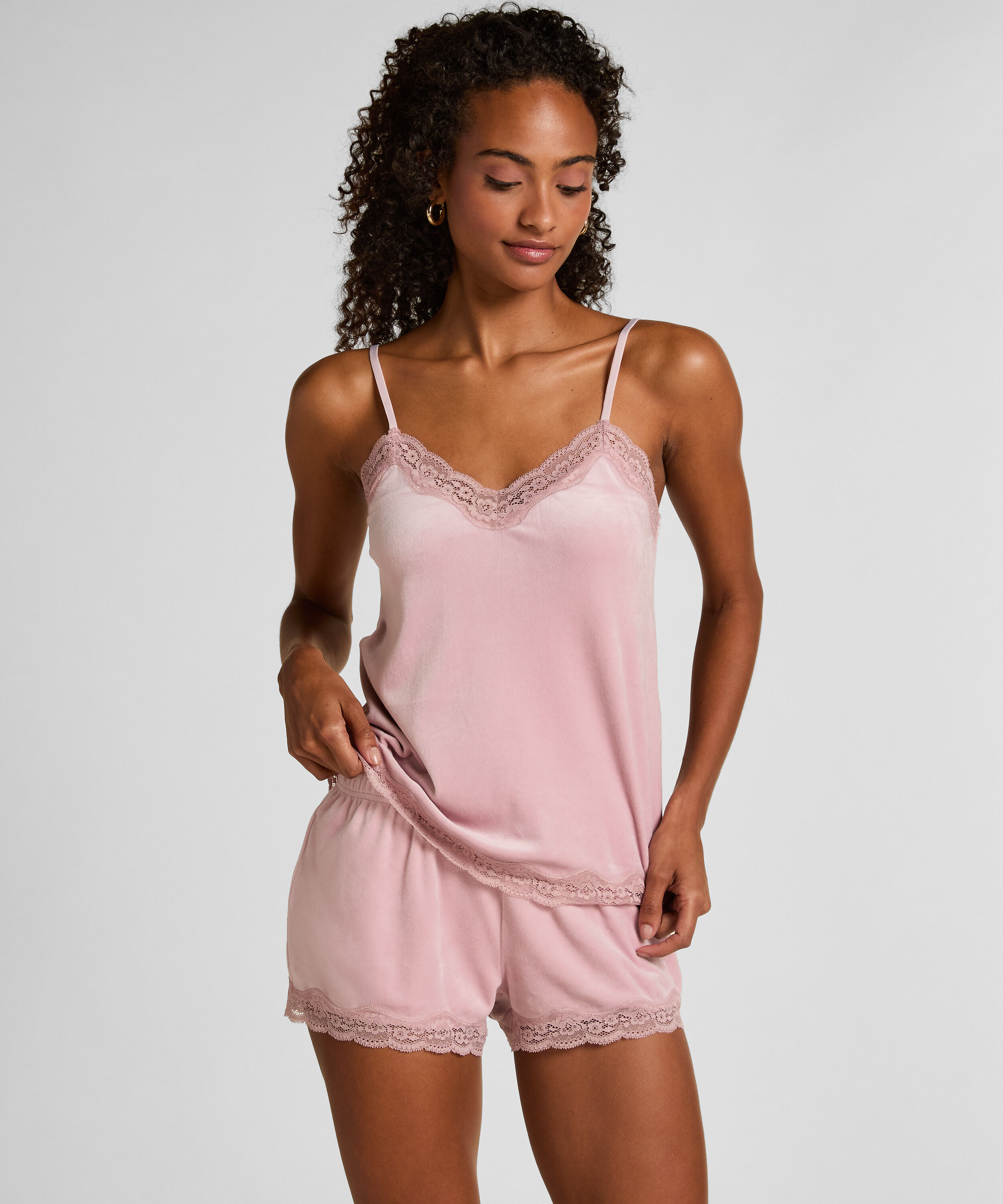 Short en velours à dentelle, Violet Short en velours à dentelle, Violet