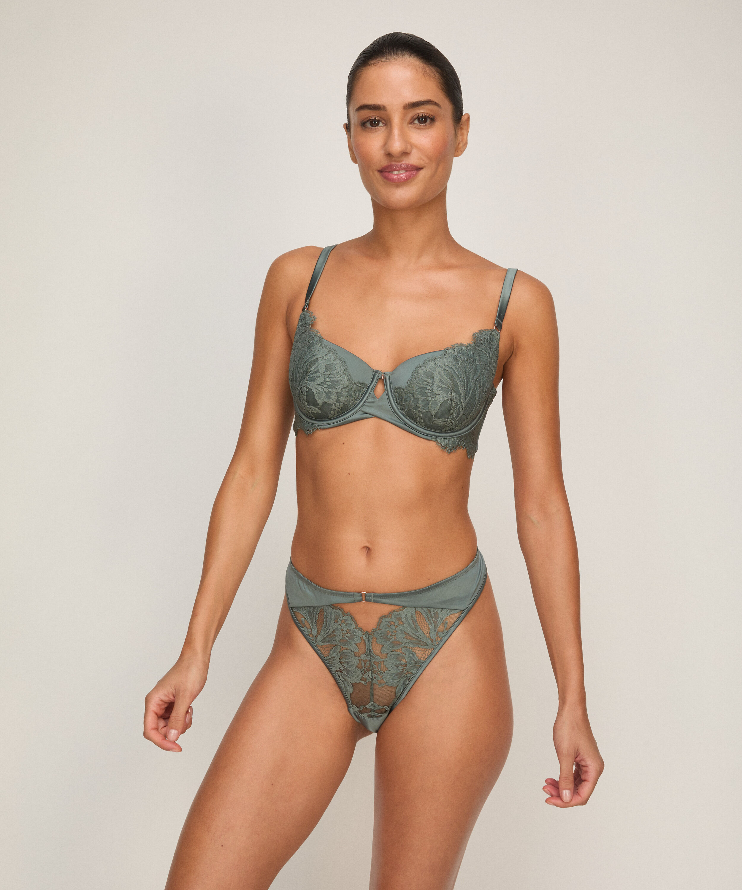 Culotte brésilienne jambes hautes Grace, Vert