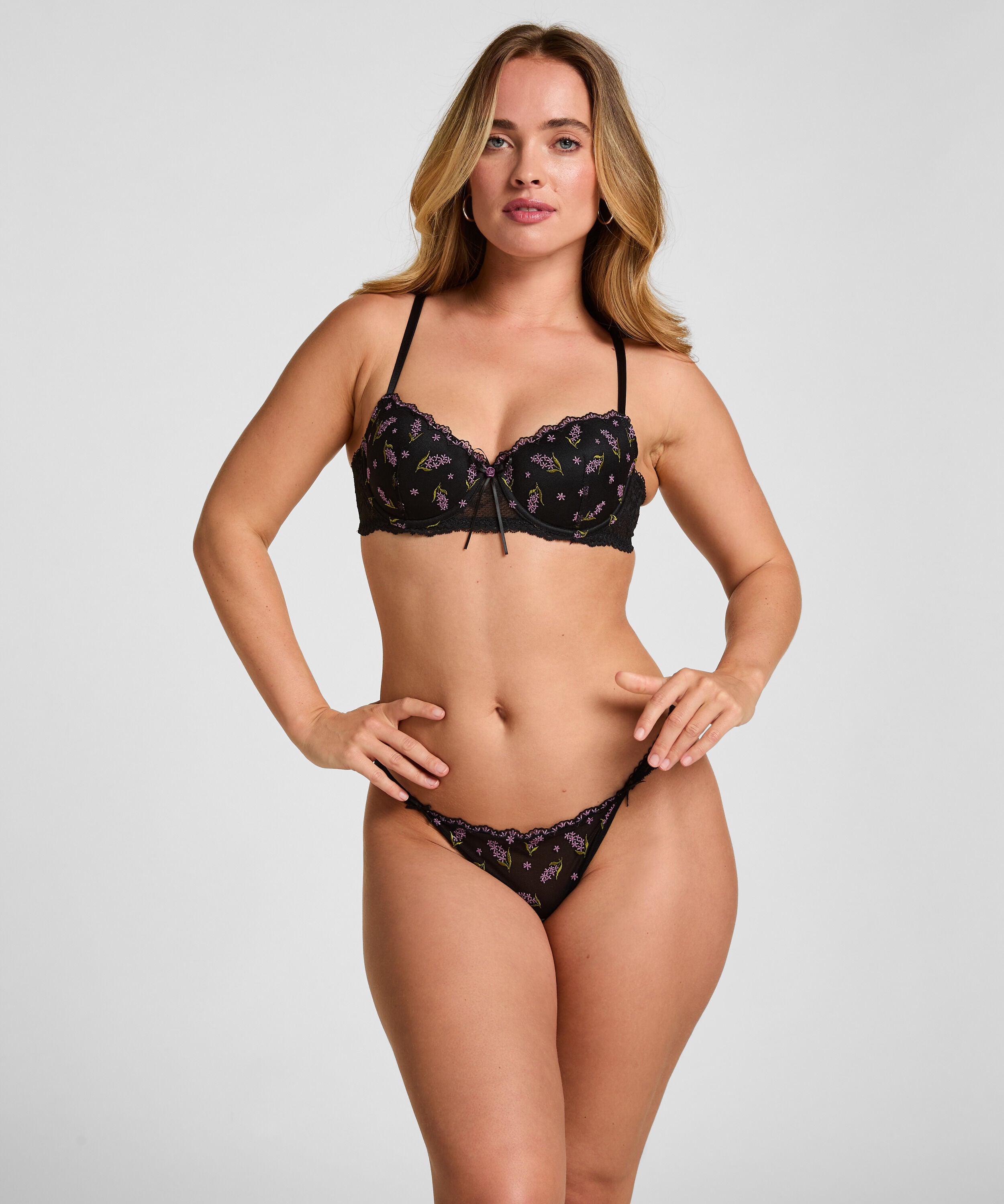 Brésilien Iris, Noir Brésilien Iris, Noir