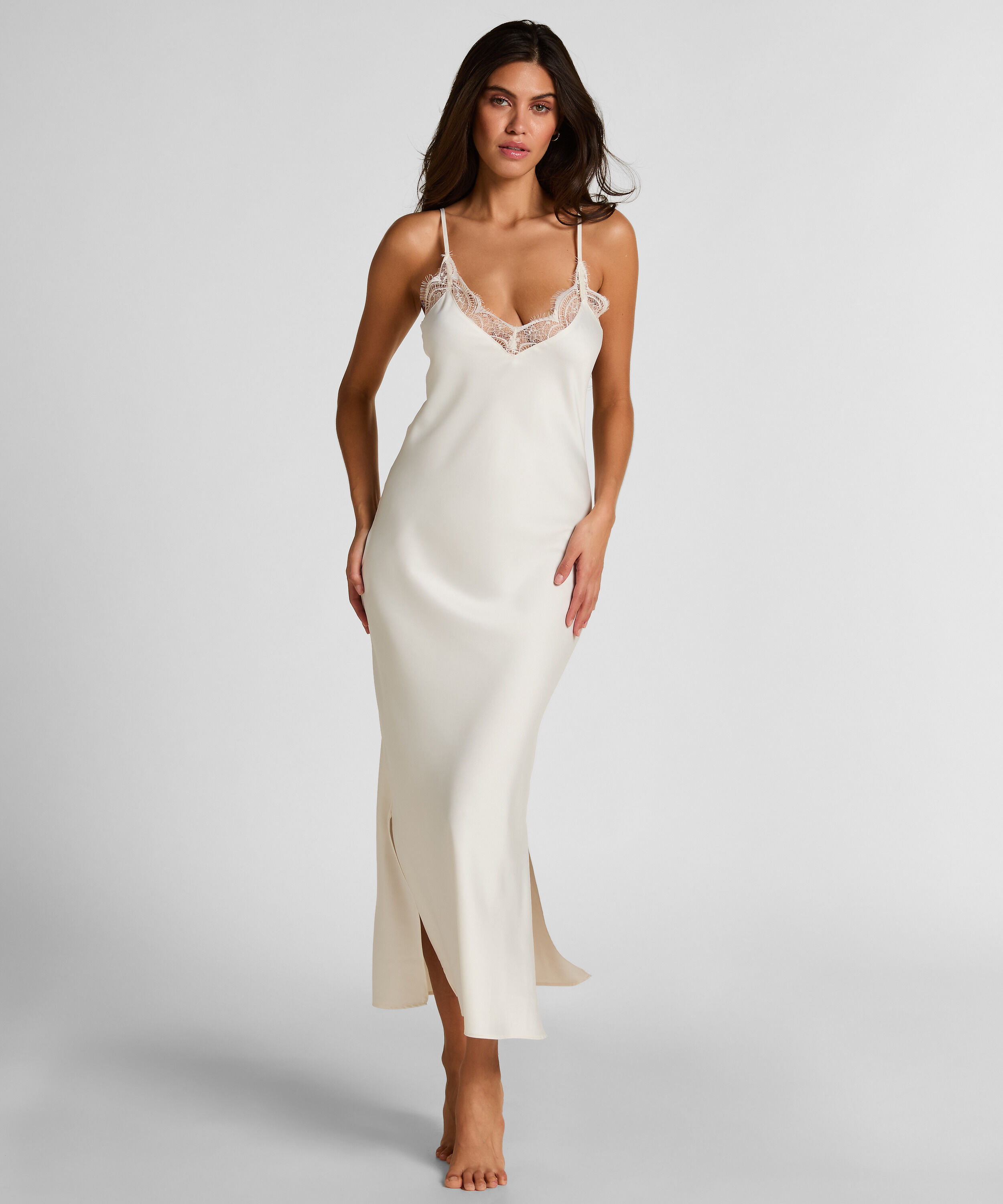 Nuisette longue en satin, Blanc Nuisette longue en satin, Blanc