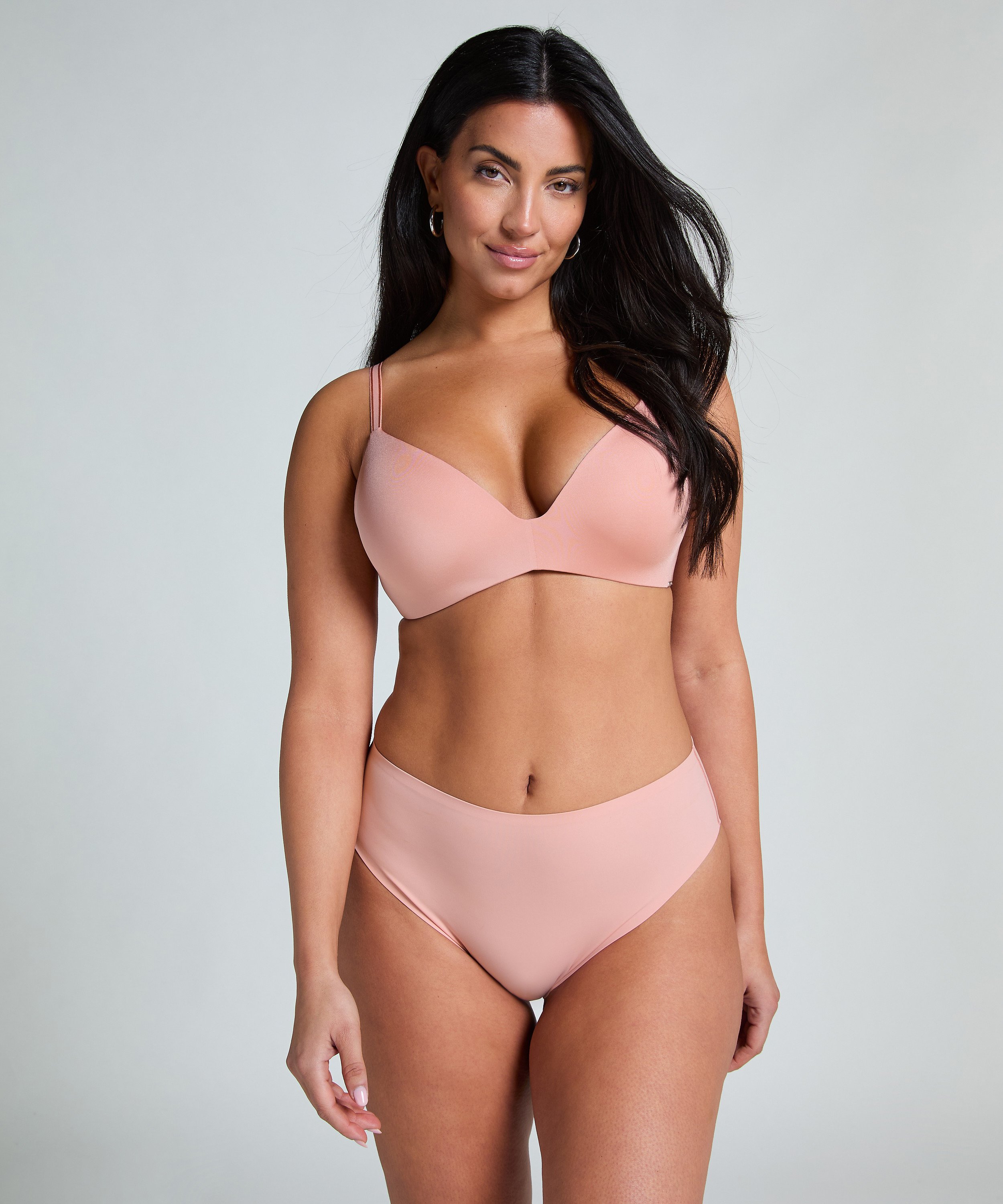 Slip brésilien Smooth, Rose, main