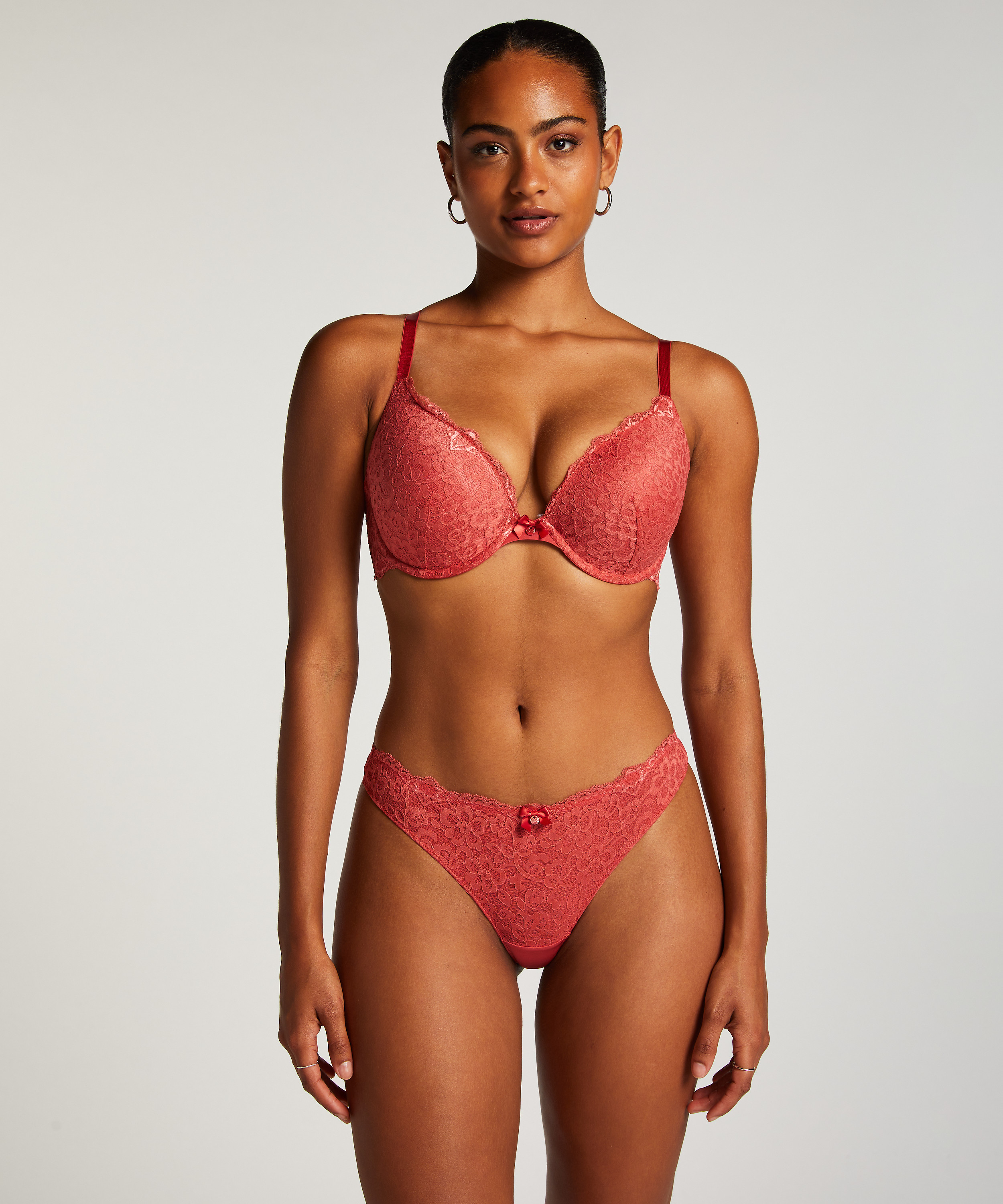 Soutien-gorge à armatures préformé push-up Marine, Rouge, main