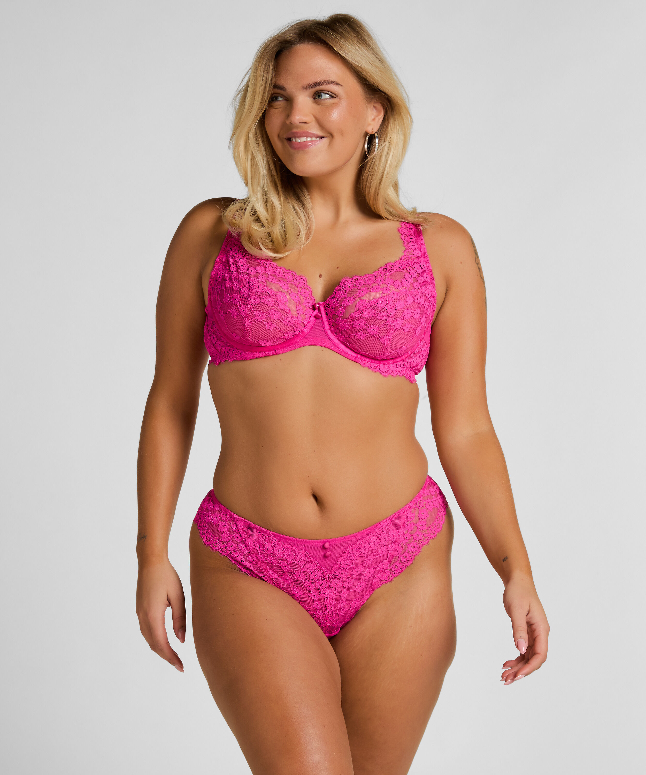 Slip brésilien Daisy, Rose
