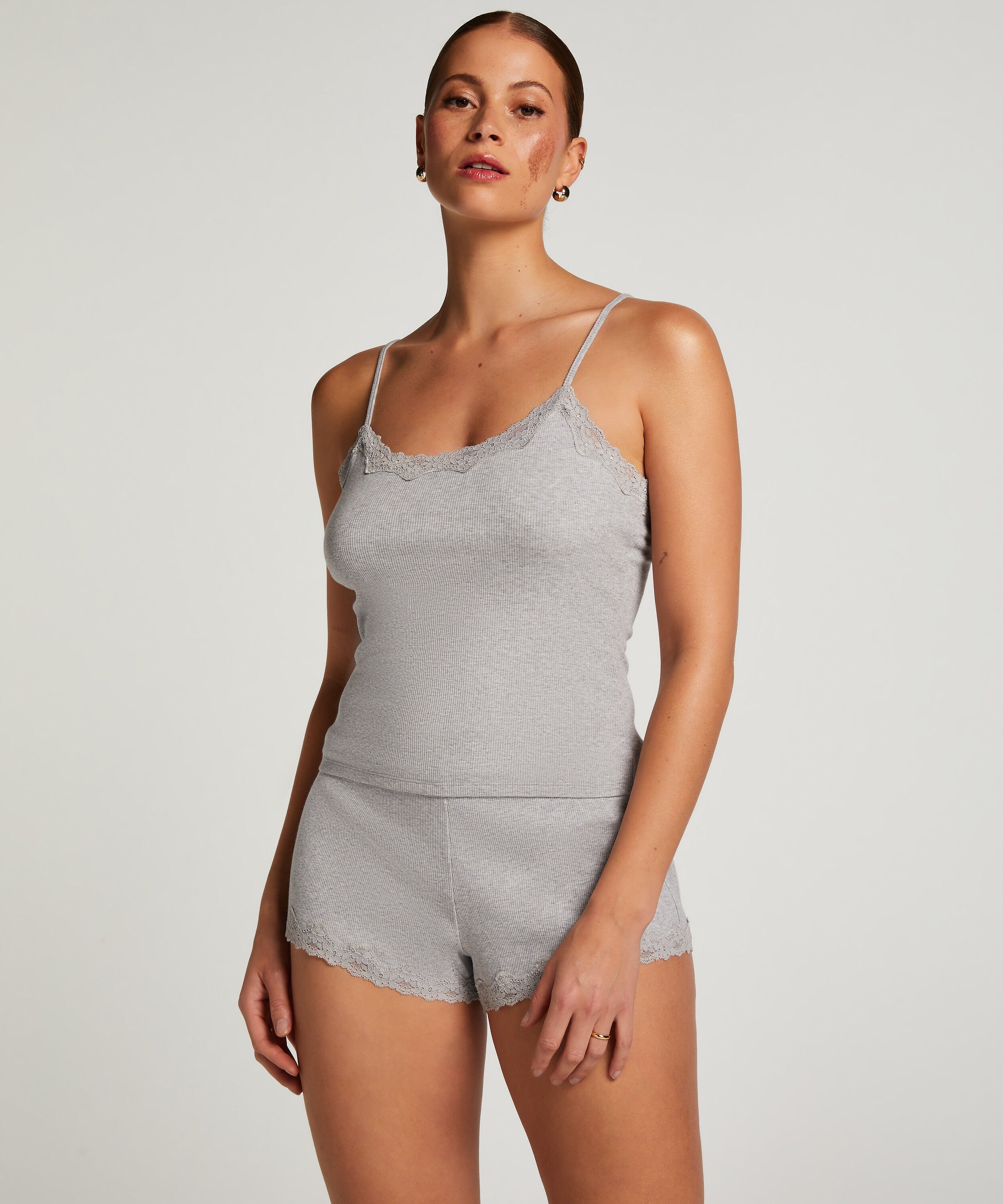 Ensemble de pyjama court Cami, Gris Ensemble de pyjama court Cami, Gris