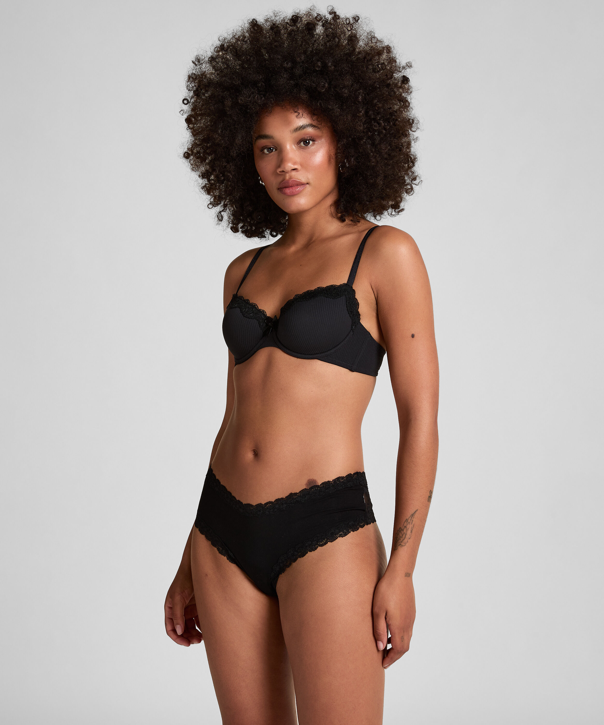 Lot de 2 Soutiens-gorge &agrave; armatures pr&eacute;form&eacute;s Lola, Noir