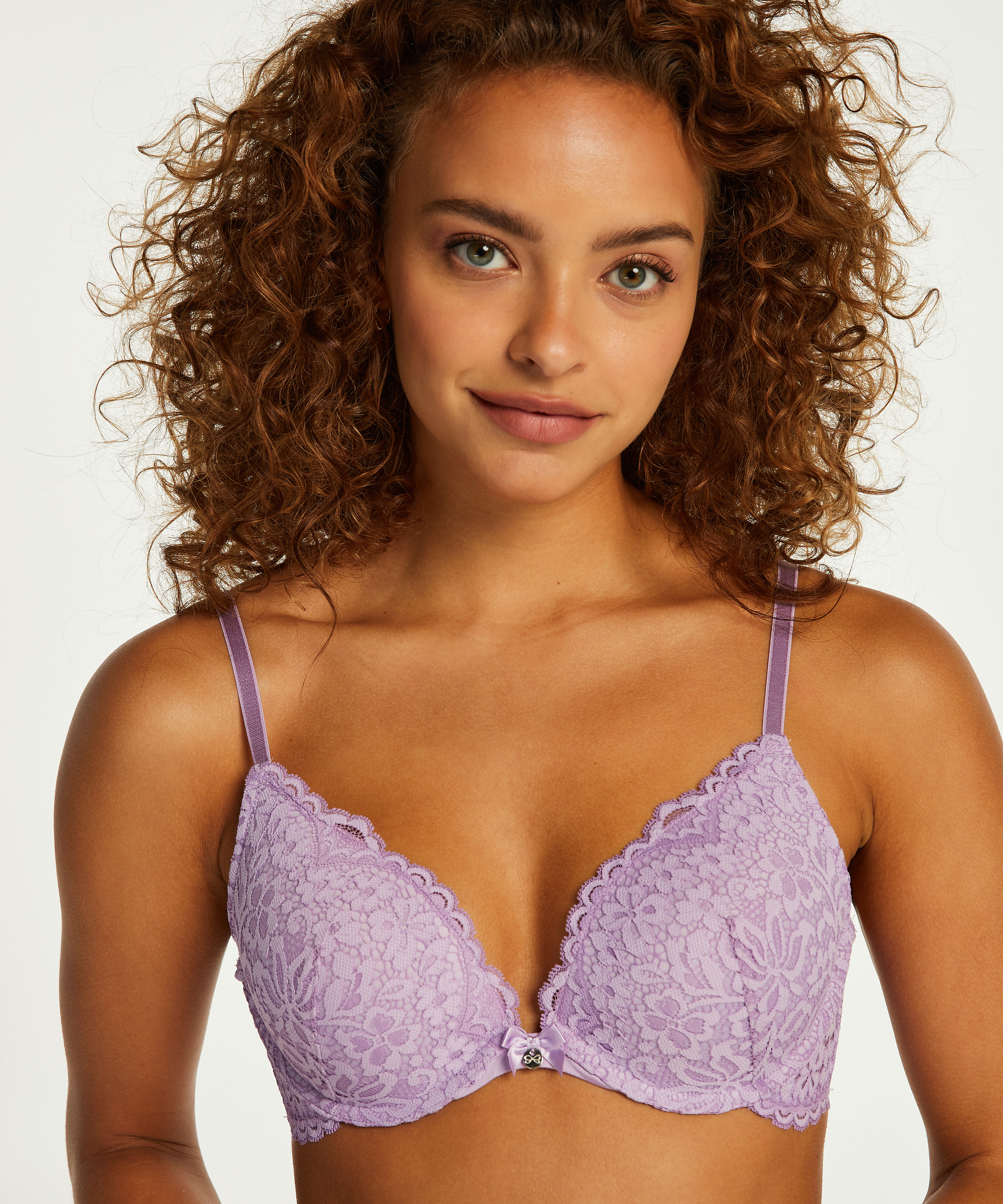 Soutien-gorge push-up à armatures rembourré Rose, Violet, main
