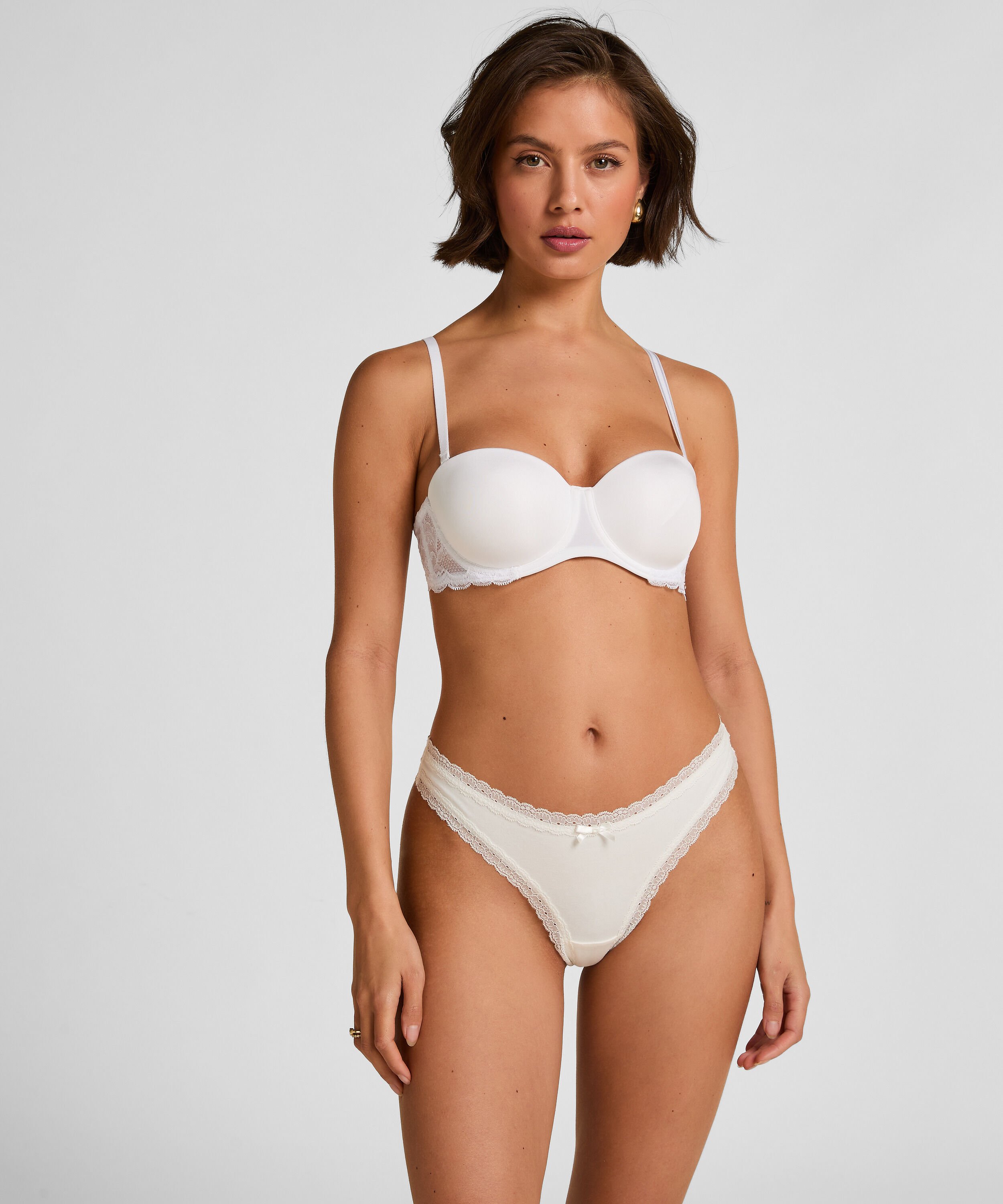 String Georgia, Blanc String Georgia, Blanc