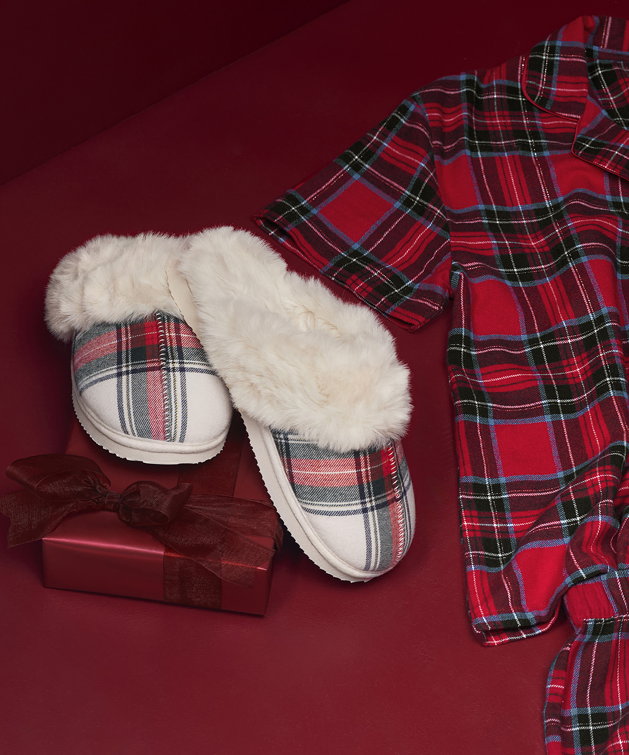 Pantoufles mules Teddy, Blanc, main