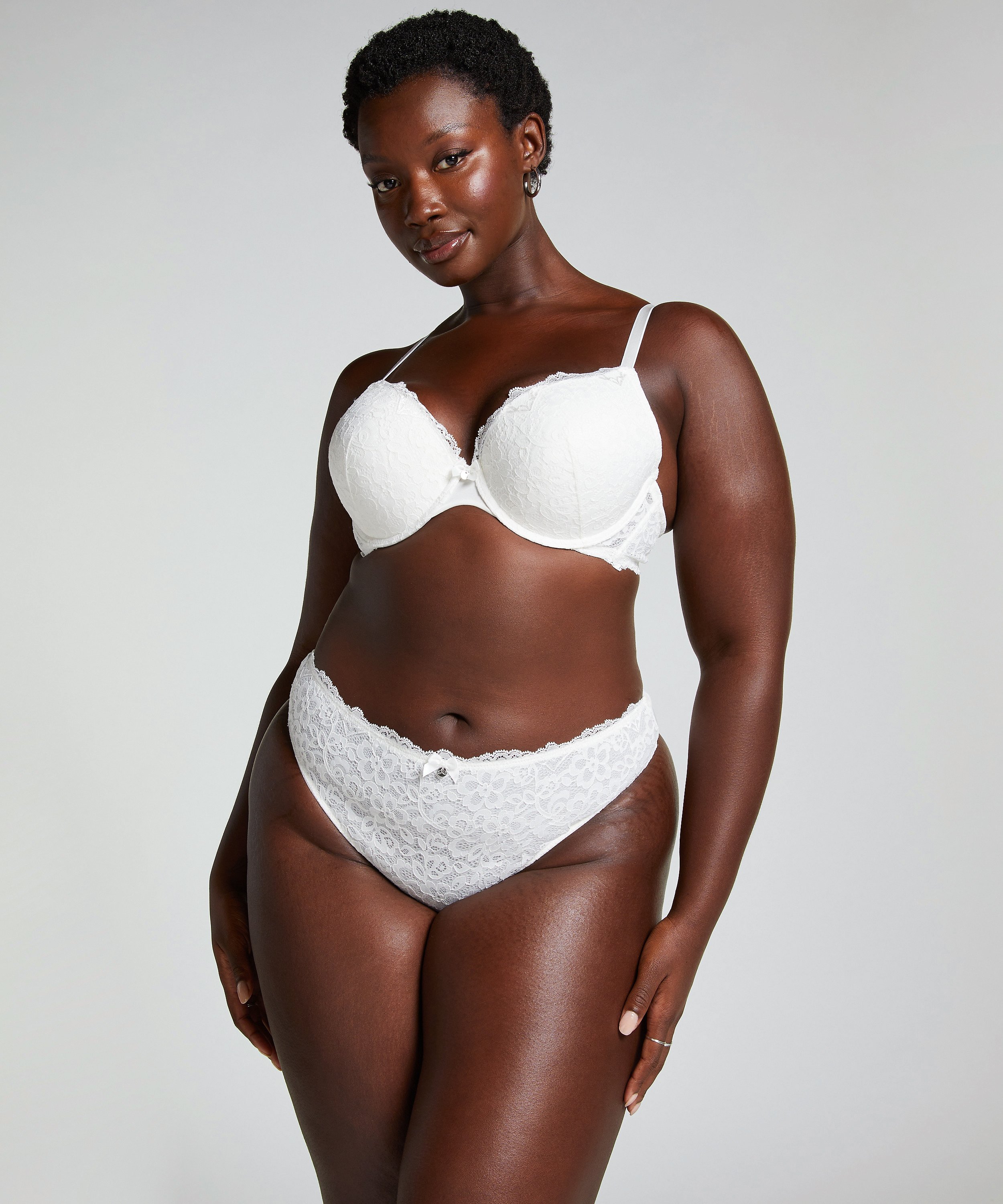 Soutien-gorge à armatures préformé push-up Marine, Blanc, main