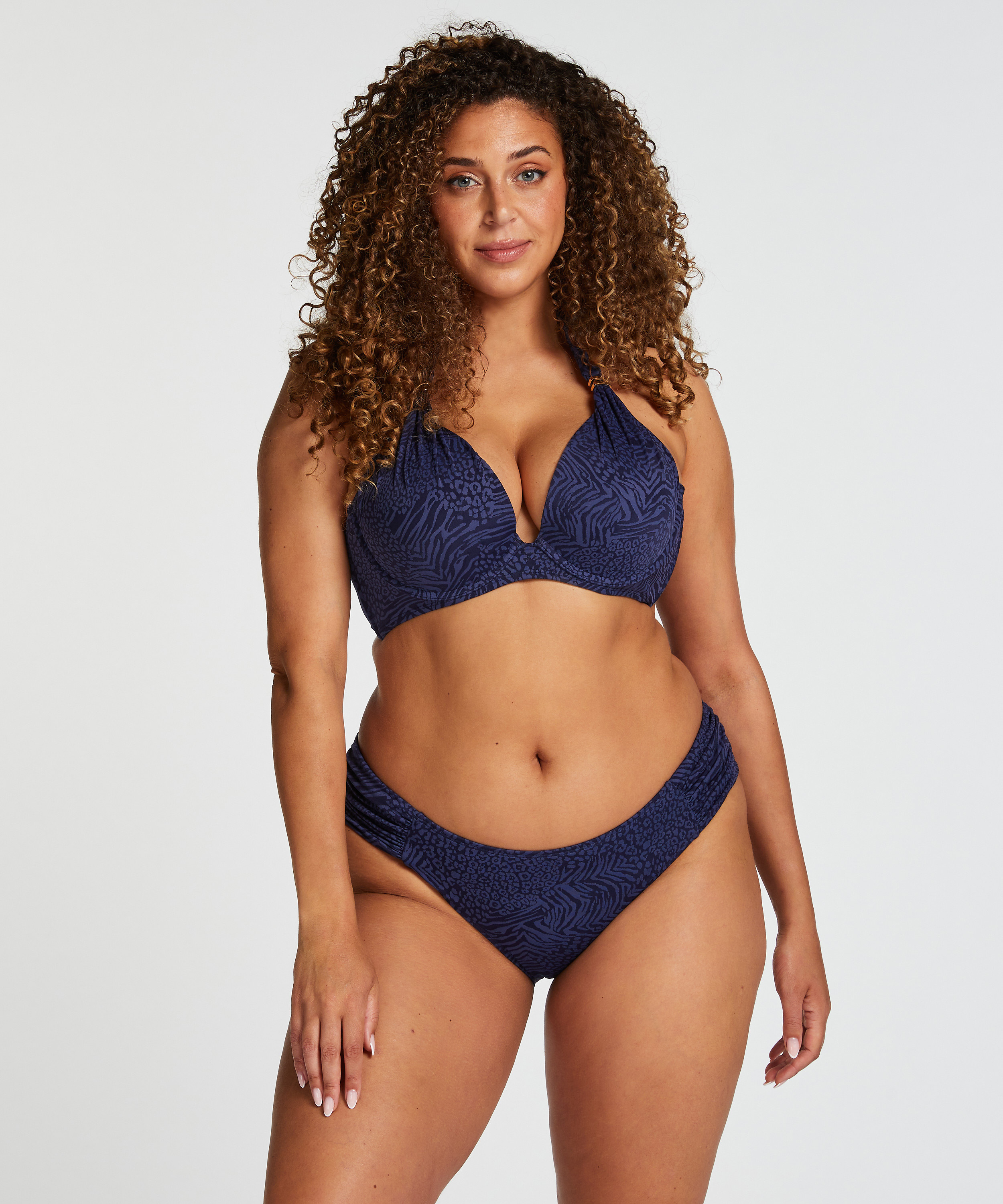 Haut de bikini à armatures à effet push-up préformé Kai, Bleu, main