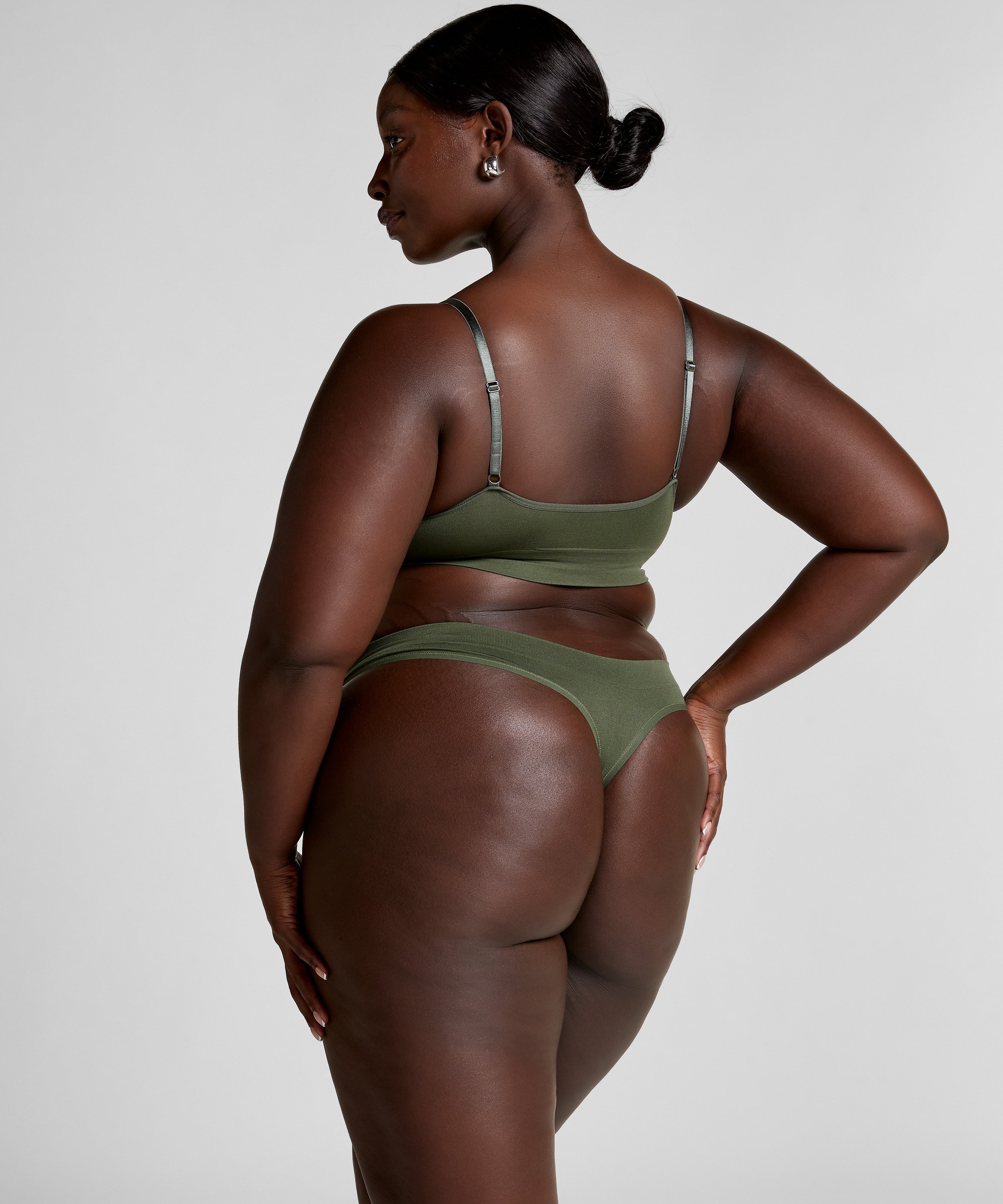 String Dide, Vert, main