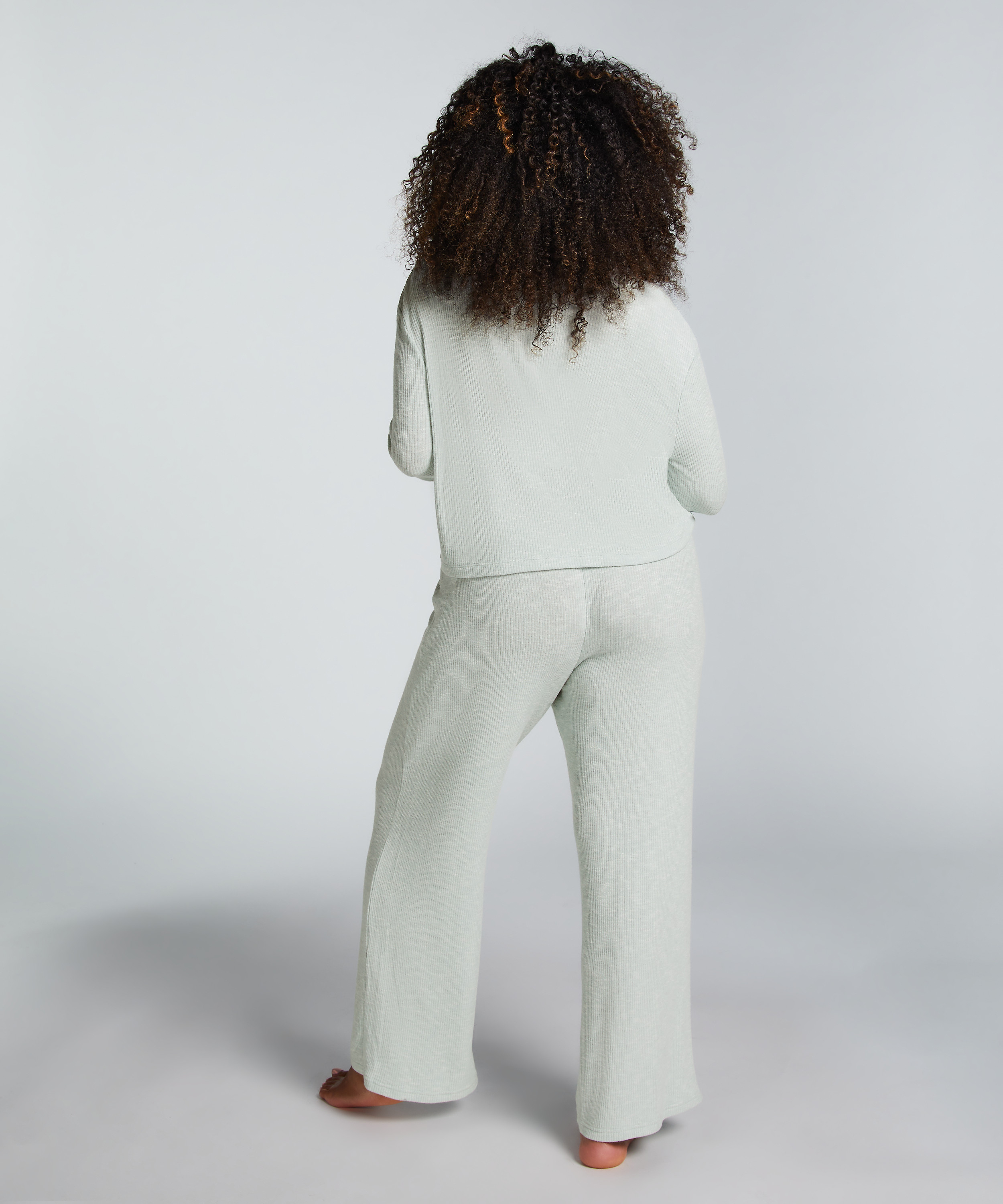 Ensemble de pyjama, Vert, main