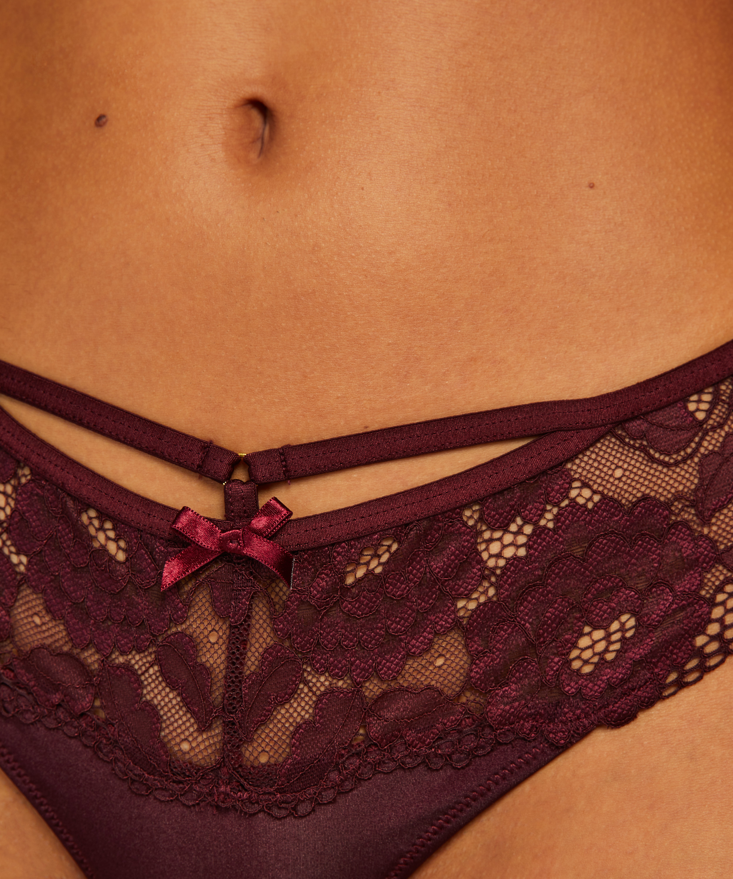 Boxer string Jolie, Rouge, main