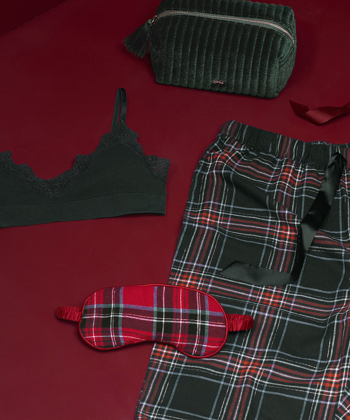 Masque pour dormir Flanelle, Rouge, main