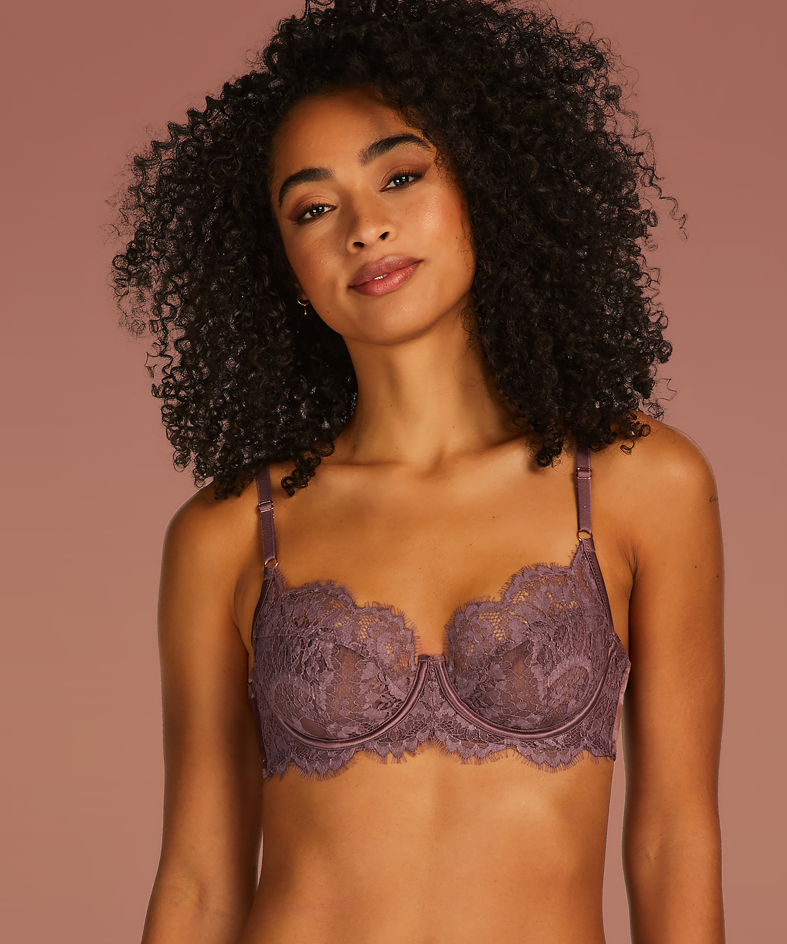 Soutien-gorge à armatures non-préformé Hannako, Violet, main