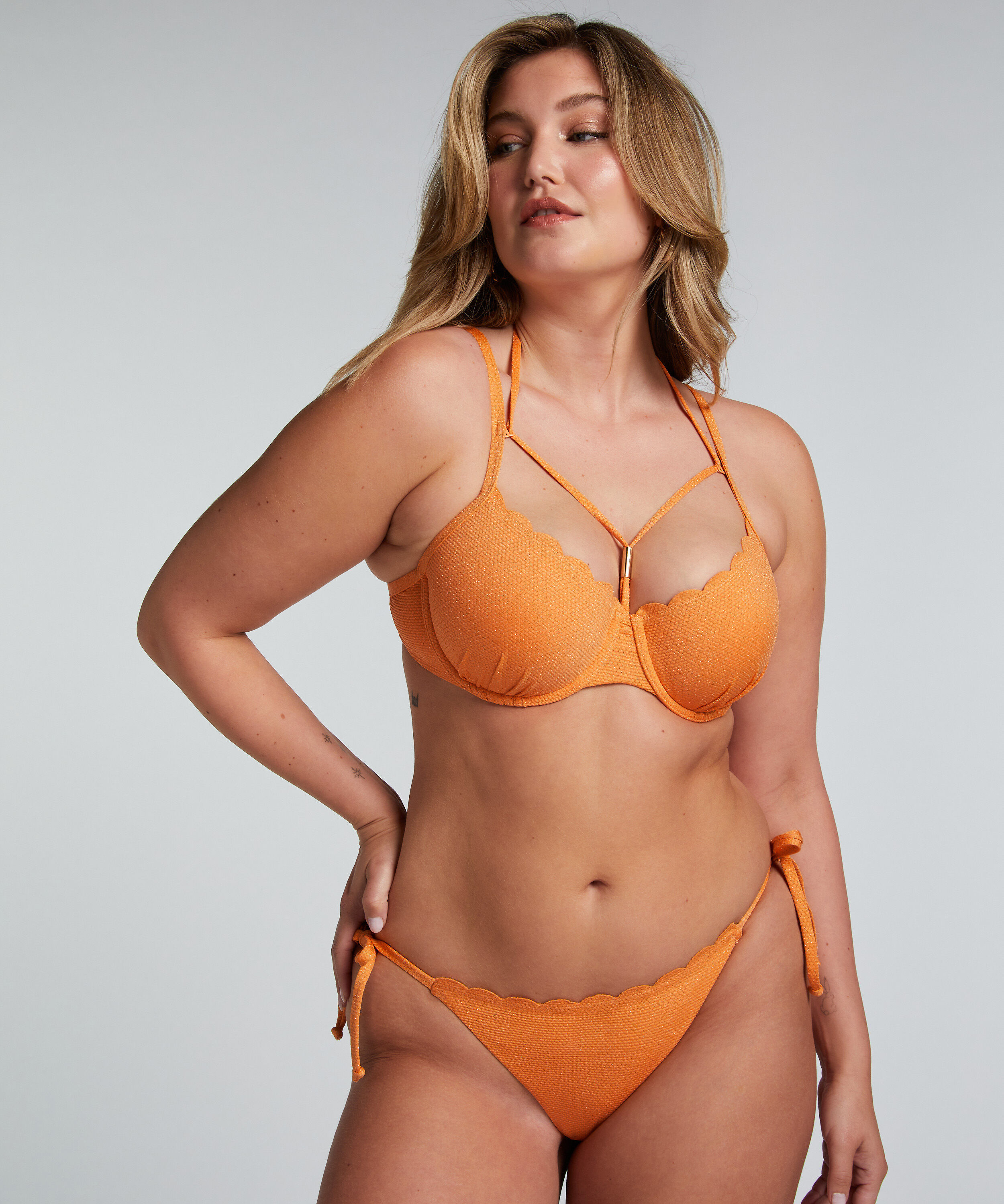 Slip de Bikini Cheeky Tanga Scallop Lurex, Orange Slip de Bikini Cheeky Tanga Scallop Lurex, Orange