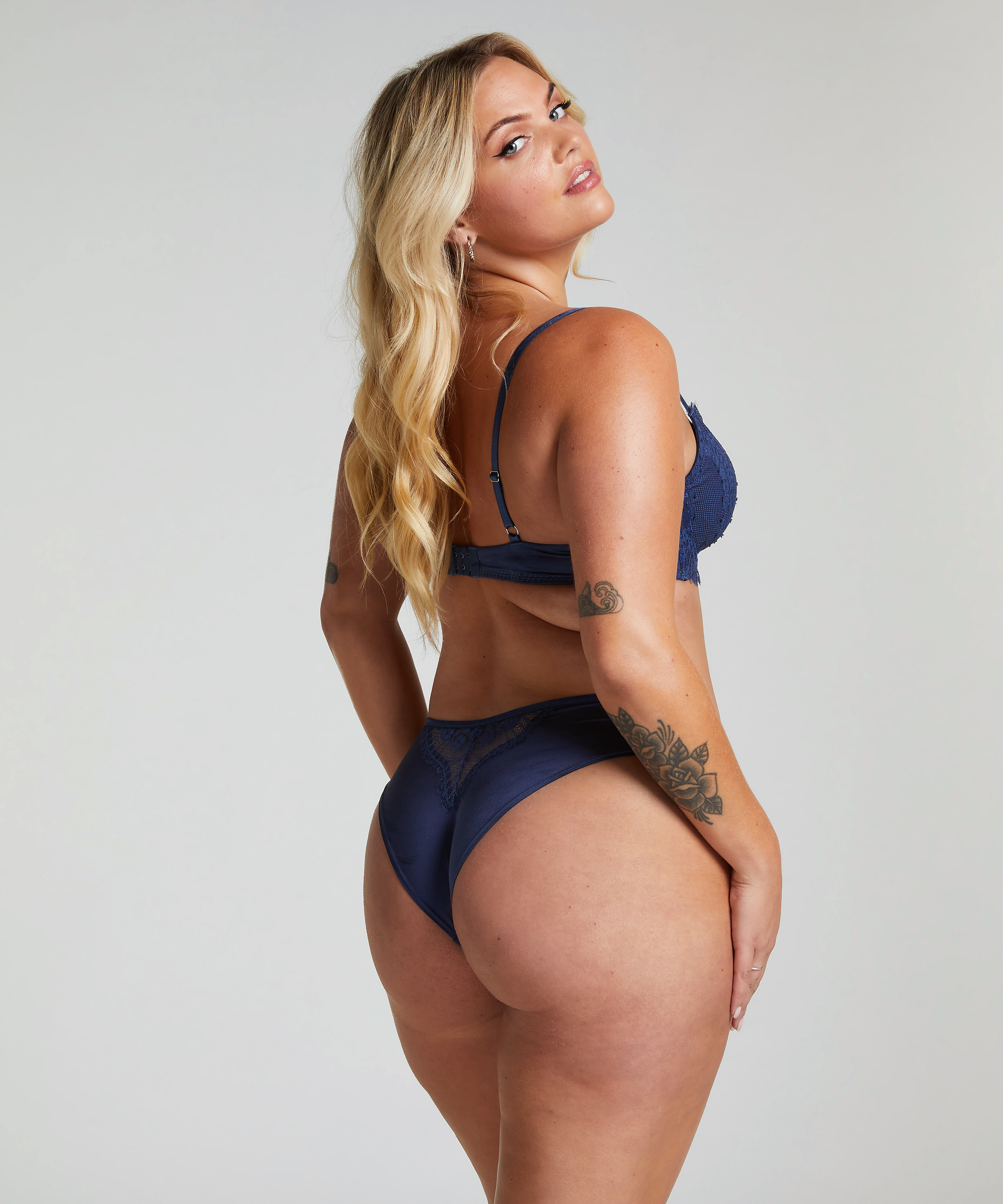 Soutien-gorge à armatures préformé Pearlene, Bleu, main