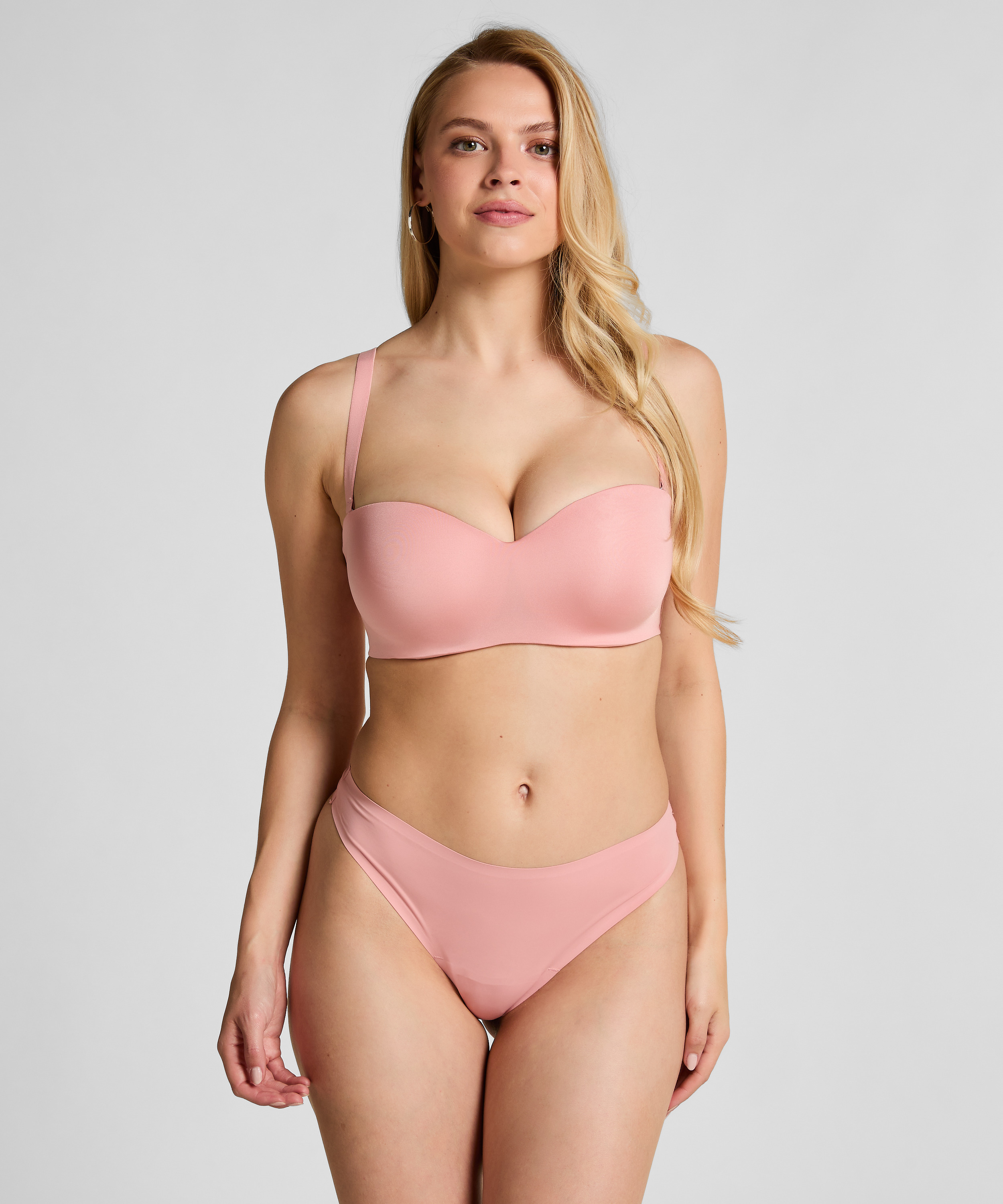 Soutien-gorge push-up sans bretelles à armatures préformé Smooth, Rose, main