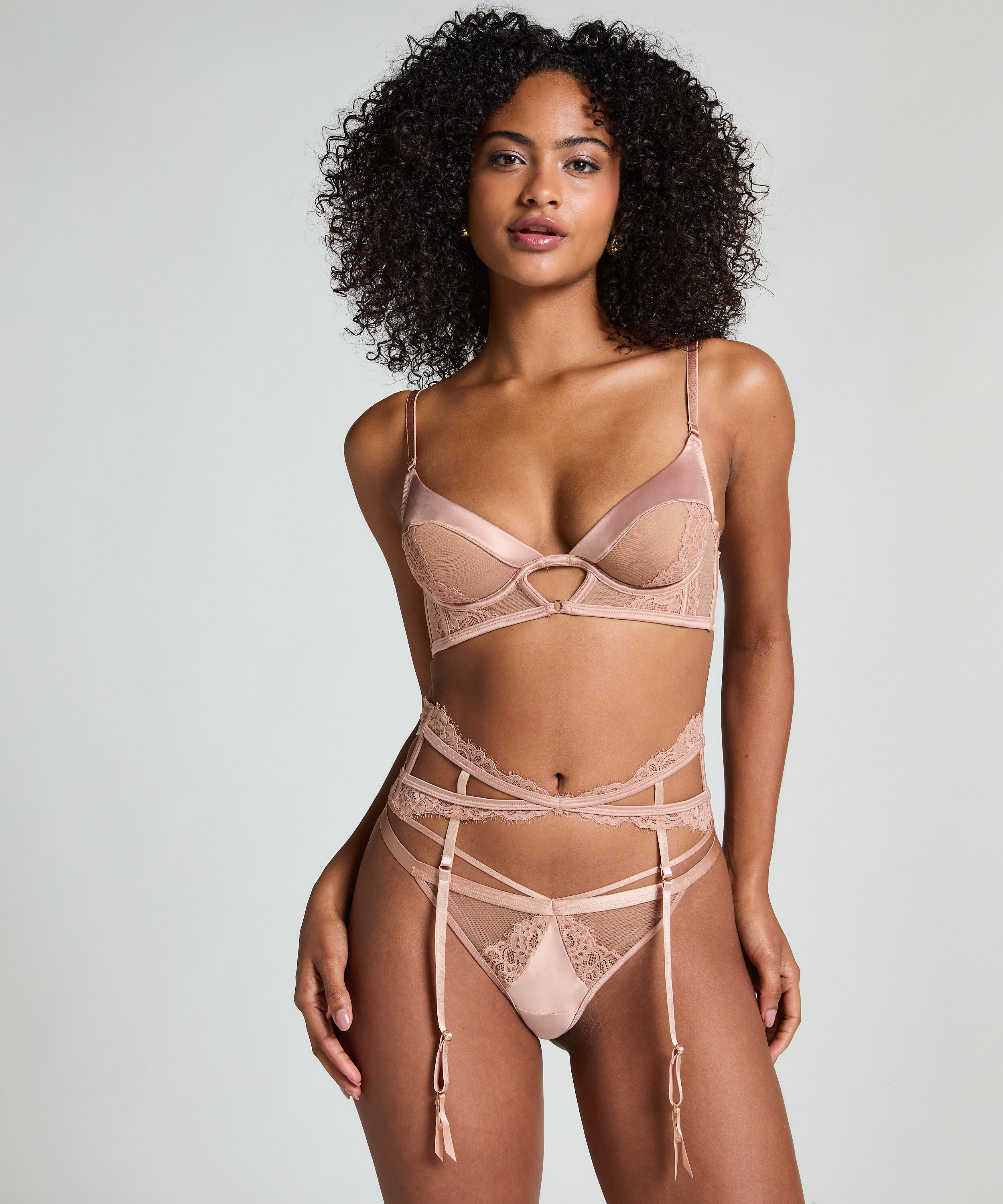Porte-jarretelles Nisha, Beige Porte-jarretelles Nisha, Beige