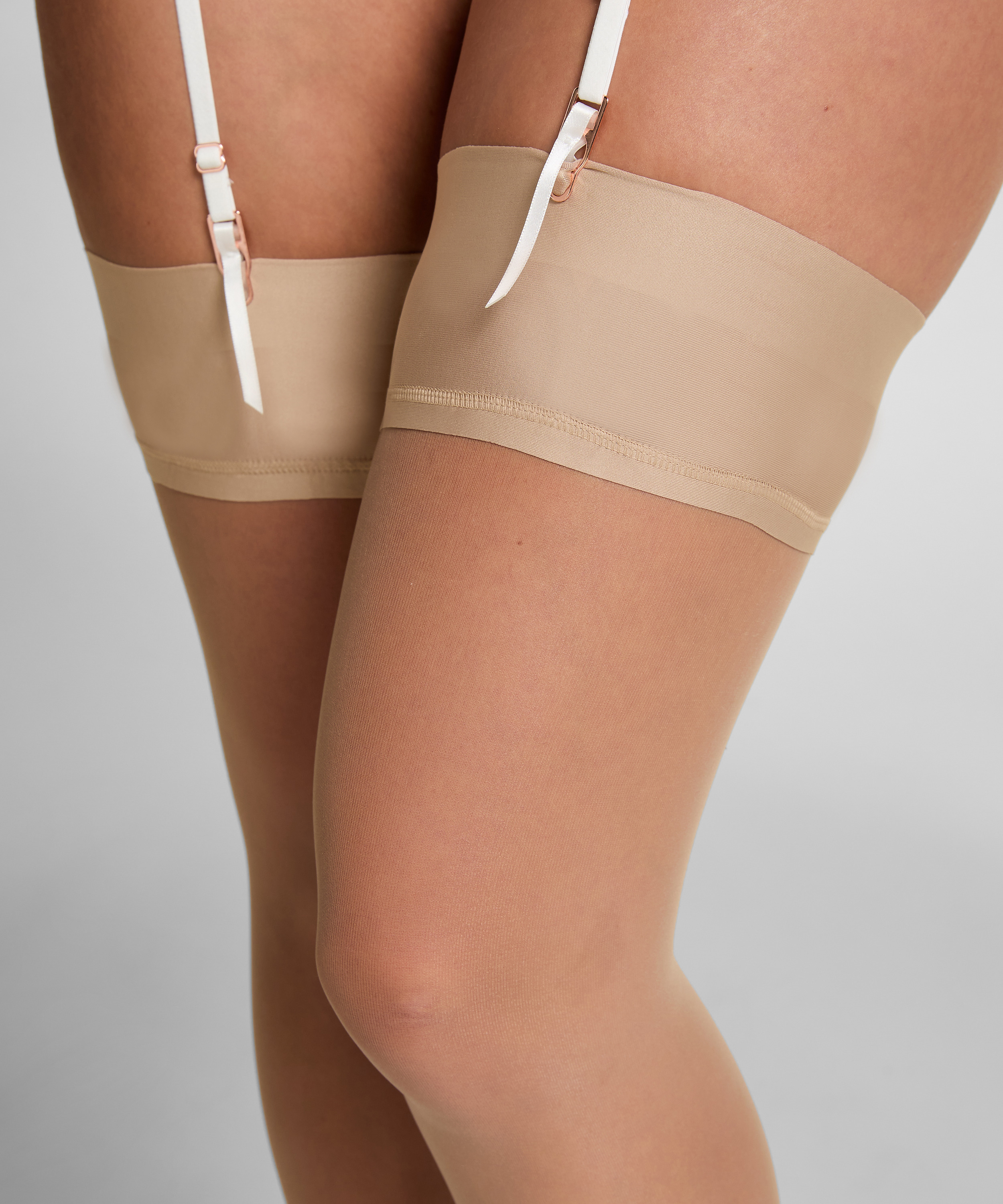 Bas 15 Deniers Seconde Peau, Beige, main