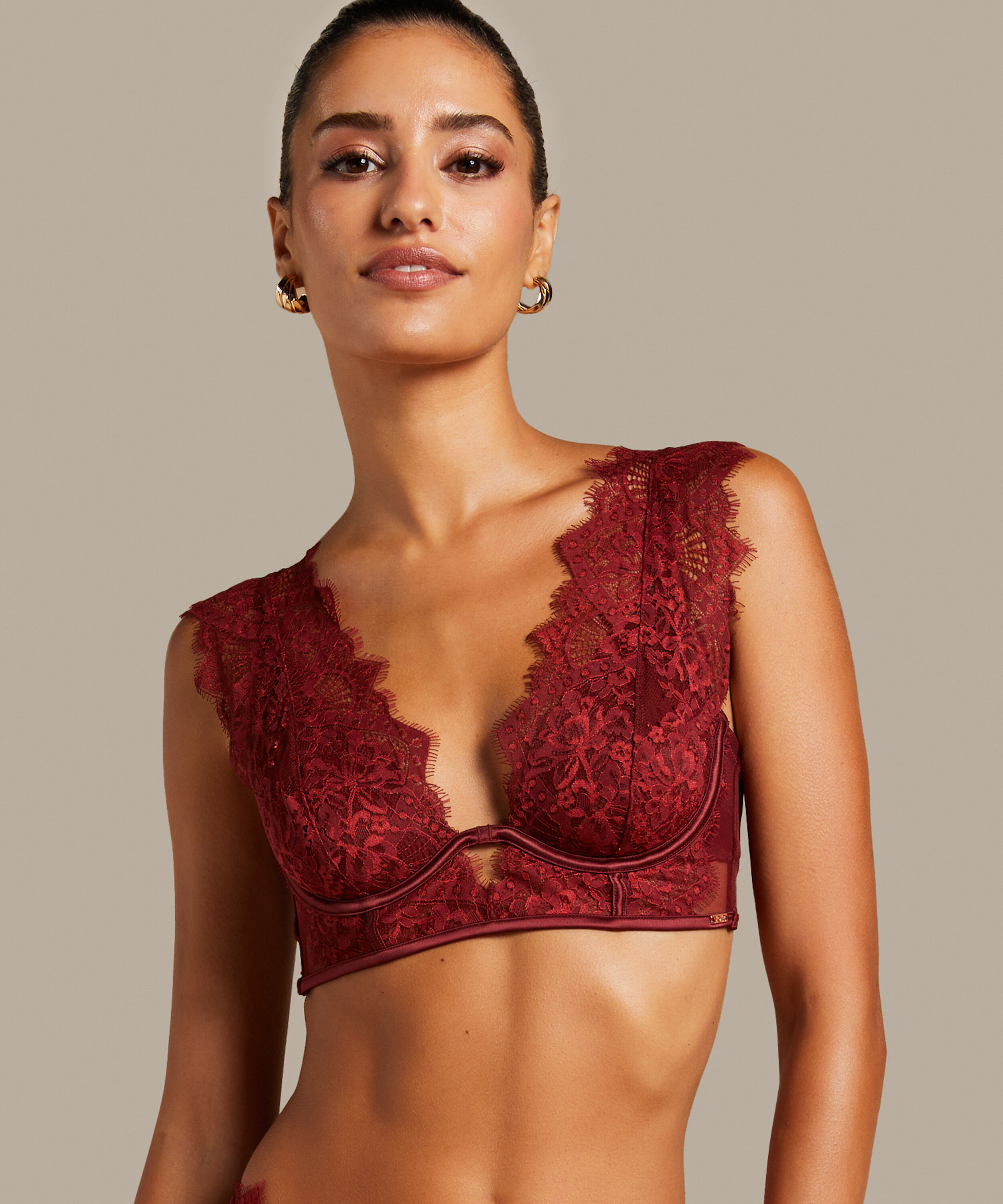 Soutien-gorge bustier non-rembourré à armatures Zoe, Rouge Soutien-gorge bustier non-rembourré à armatures Zoe, Rouge