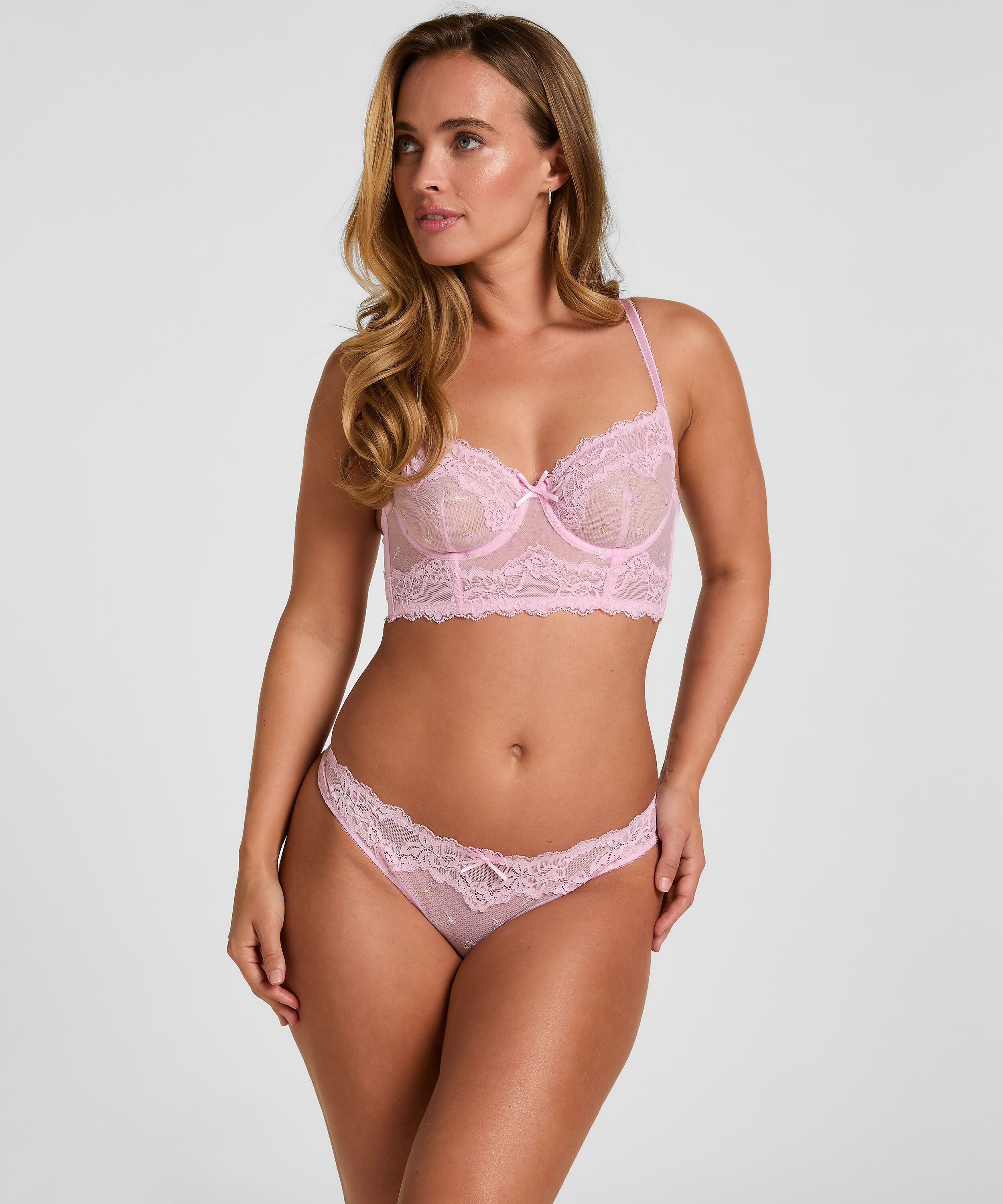 String Taille Haute Camellia, Rose String Taille Haute Camellia, Rose