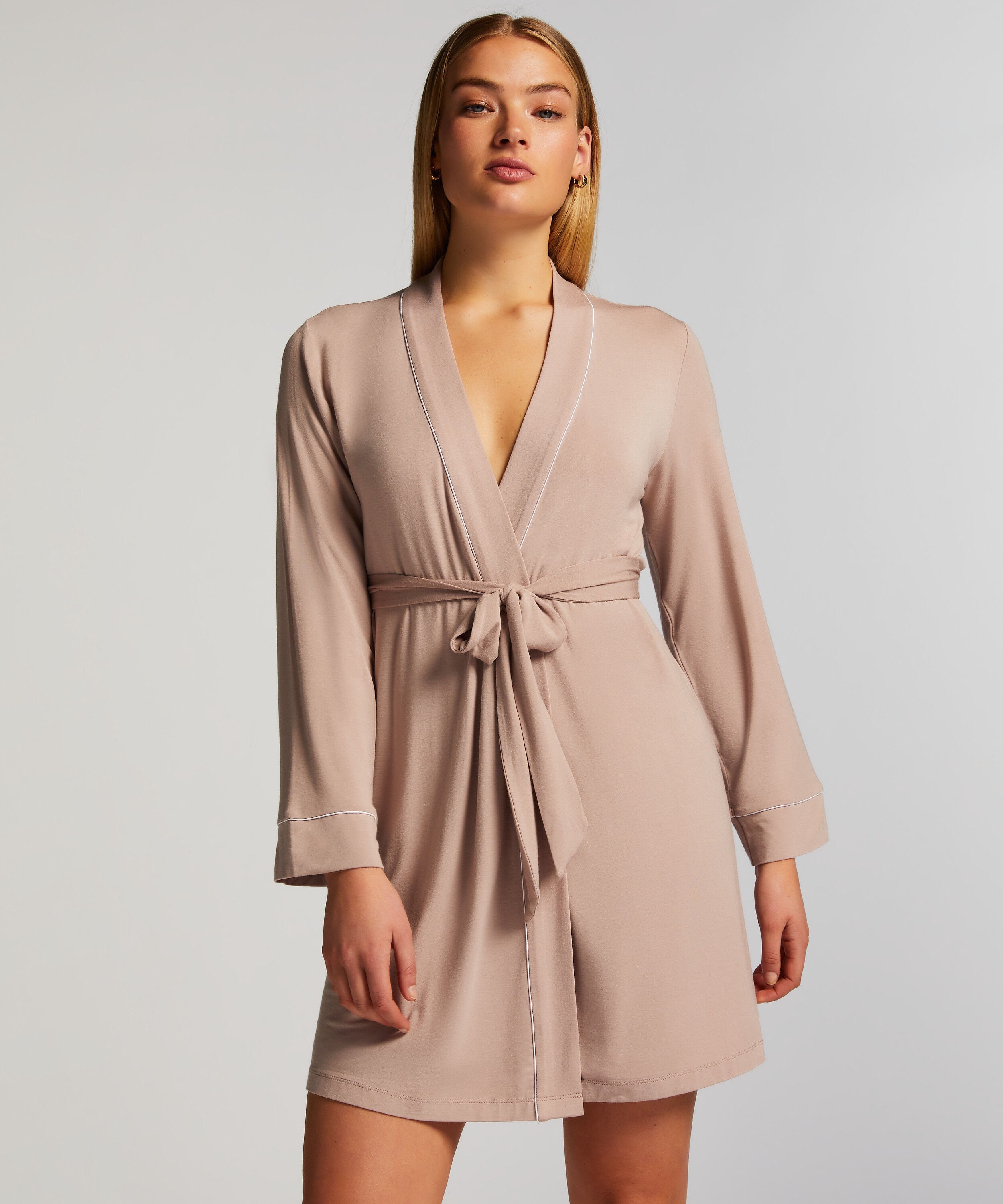 Peignoir court en jersey Essentials, Beige