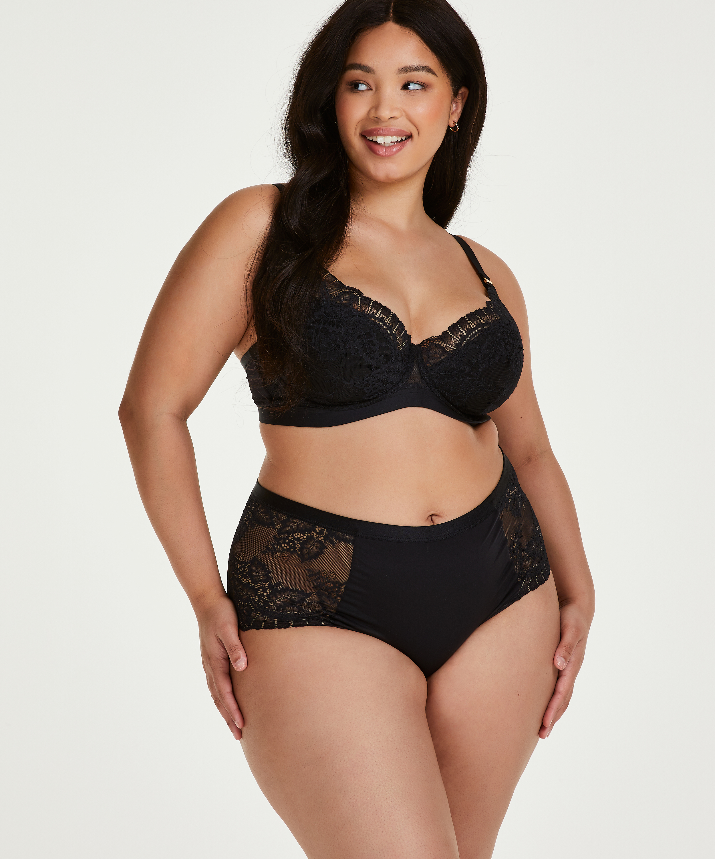 Soutien-gorge d'allaitement rembourré à armatures Adelaide, Noir, main